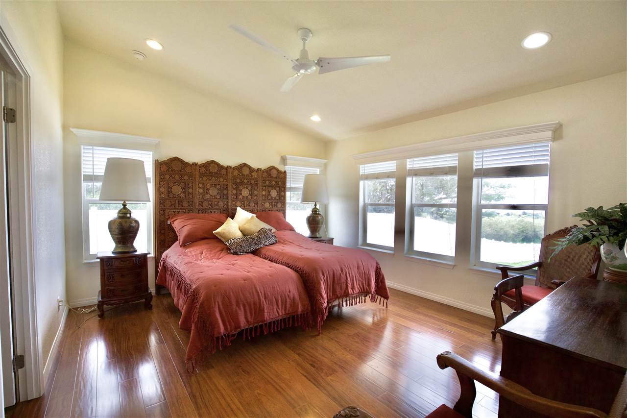 305  Kaomi St , Makawao/Olinda/Haliimaile home - photo 4 of 13