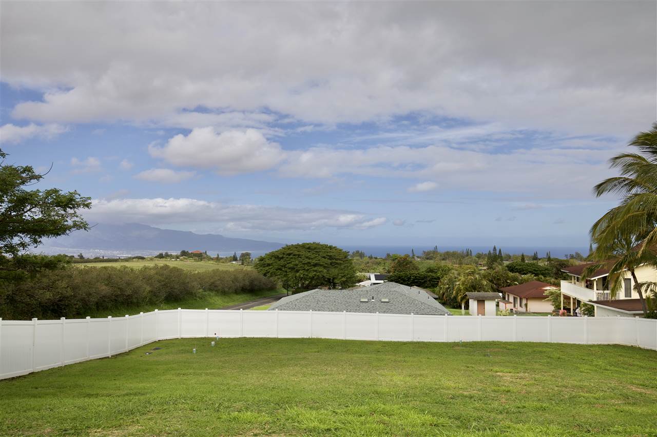 305  Kaomi St , Makawao/Olinda/Haliimaile home - photo 9 of 13