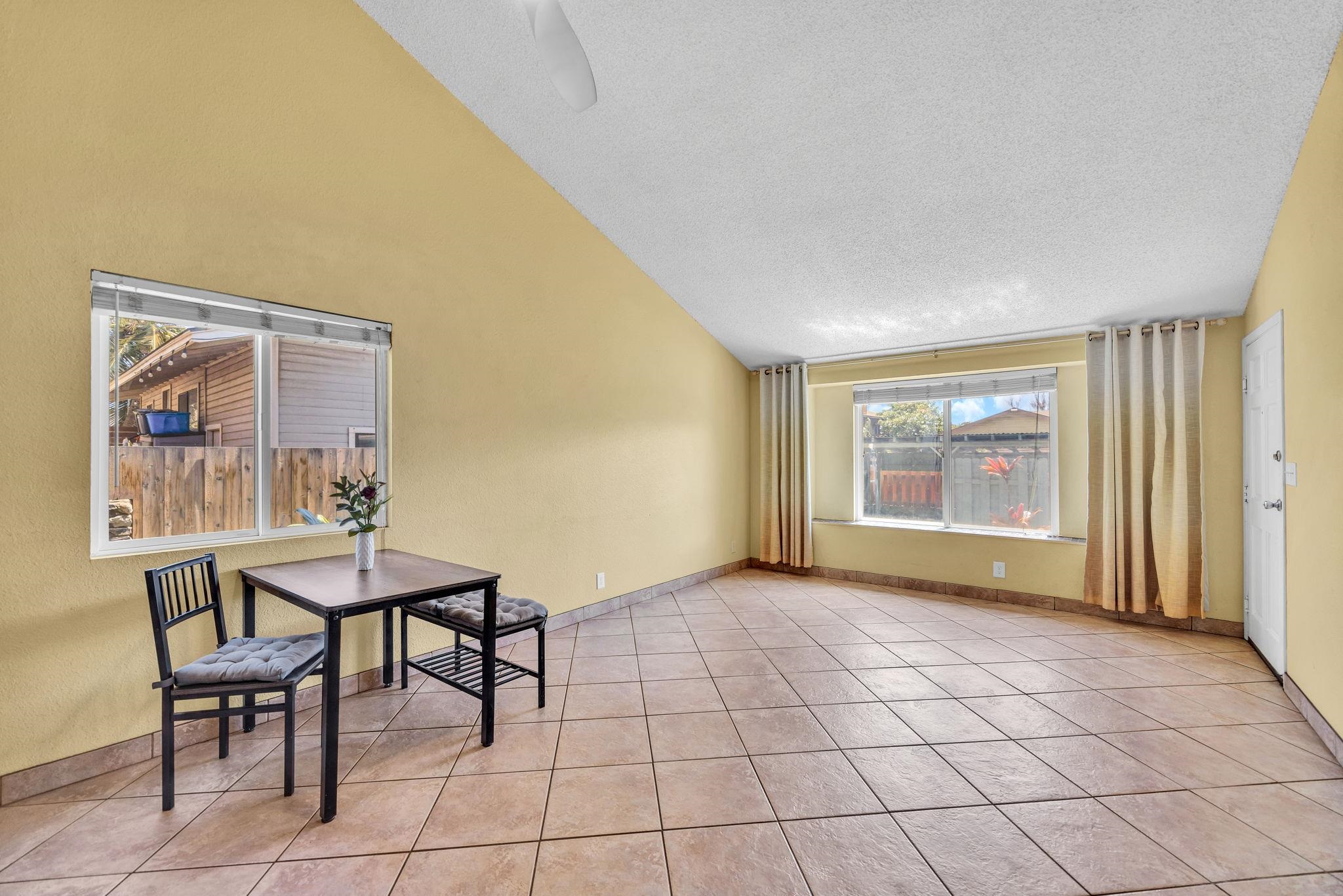 305  Uala Pl Hale Piilani, Kihei home - photo 4 of 50