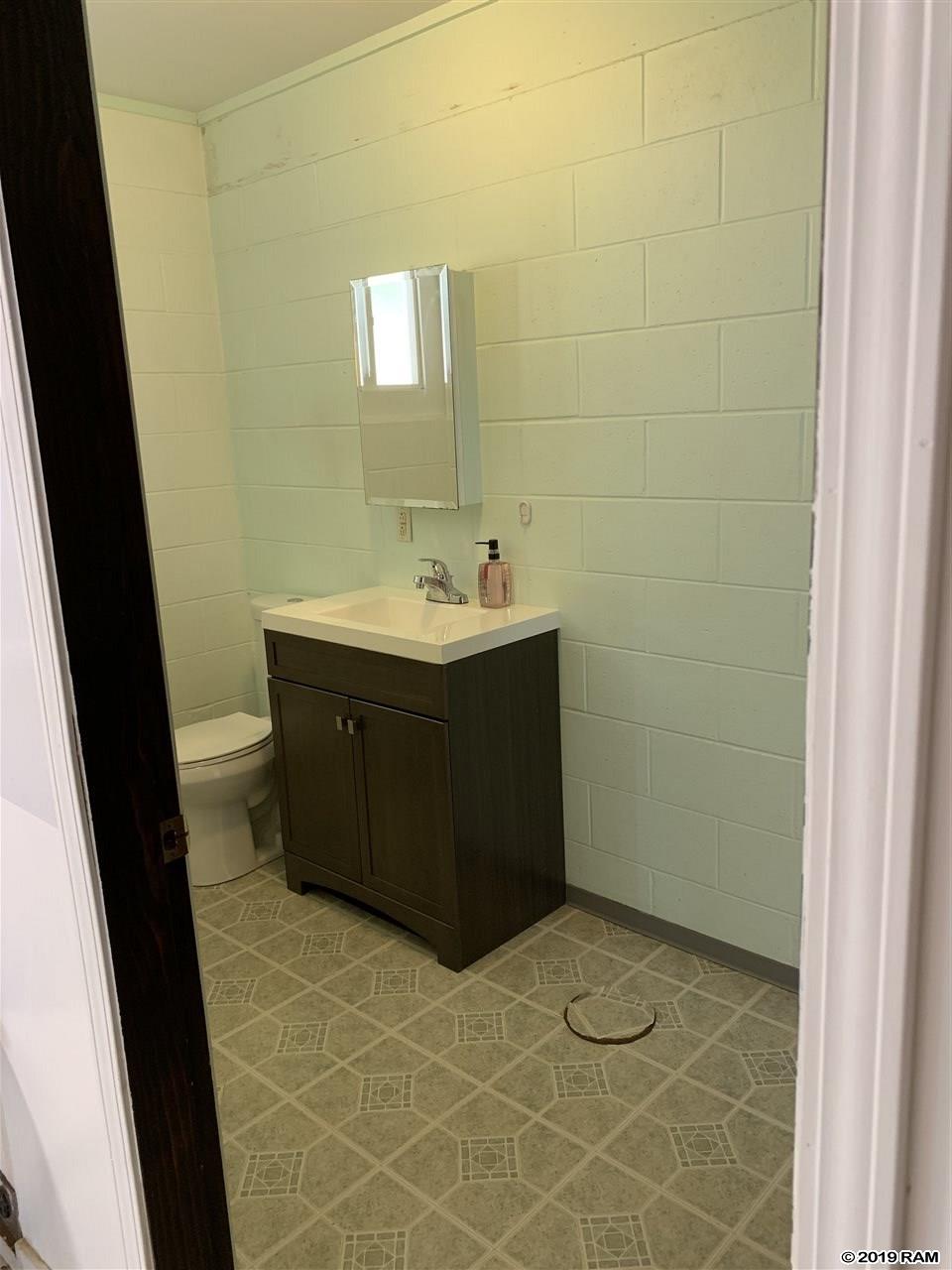 306  Niihau St , Kahului home - photo 13 of 25