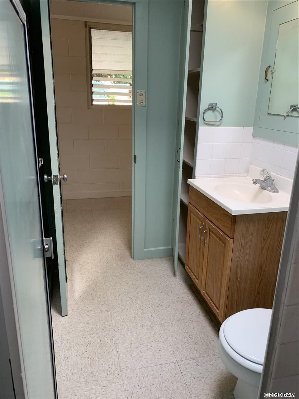 306  Niihau St , Kahului home - photo 10 of 25