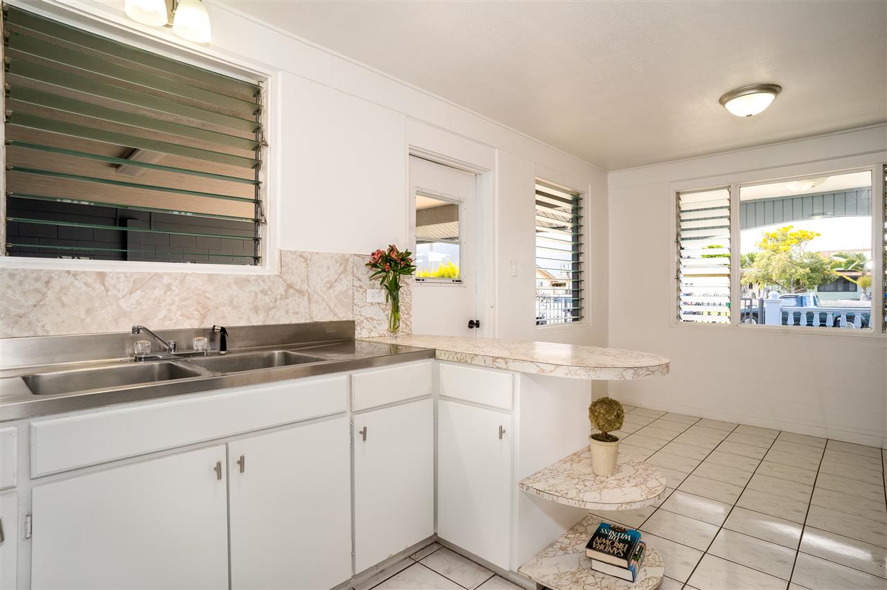 307  Mokapu St , Kahului home - photo 25 of 30