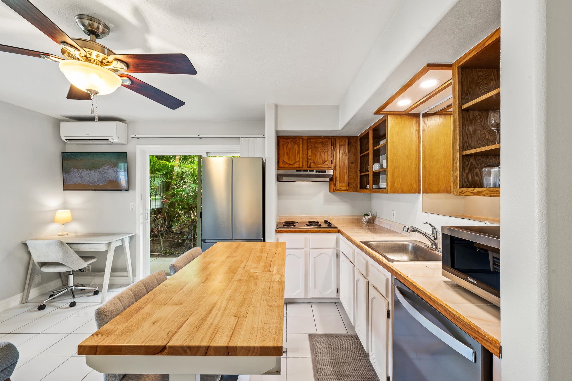 3076  Manu Hope Pl Wailea Kai, Wailea/Makena home - photo 36 of 41