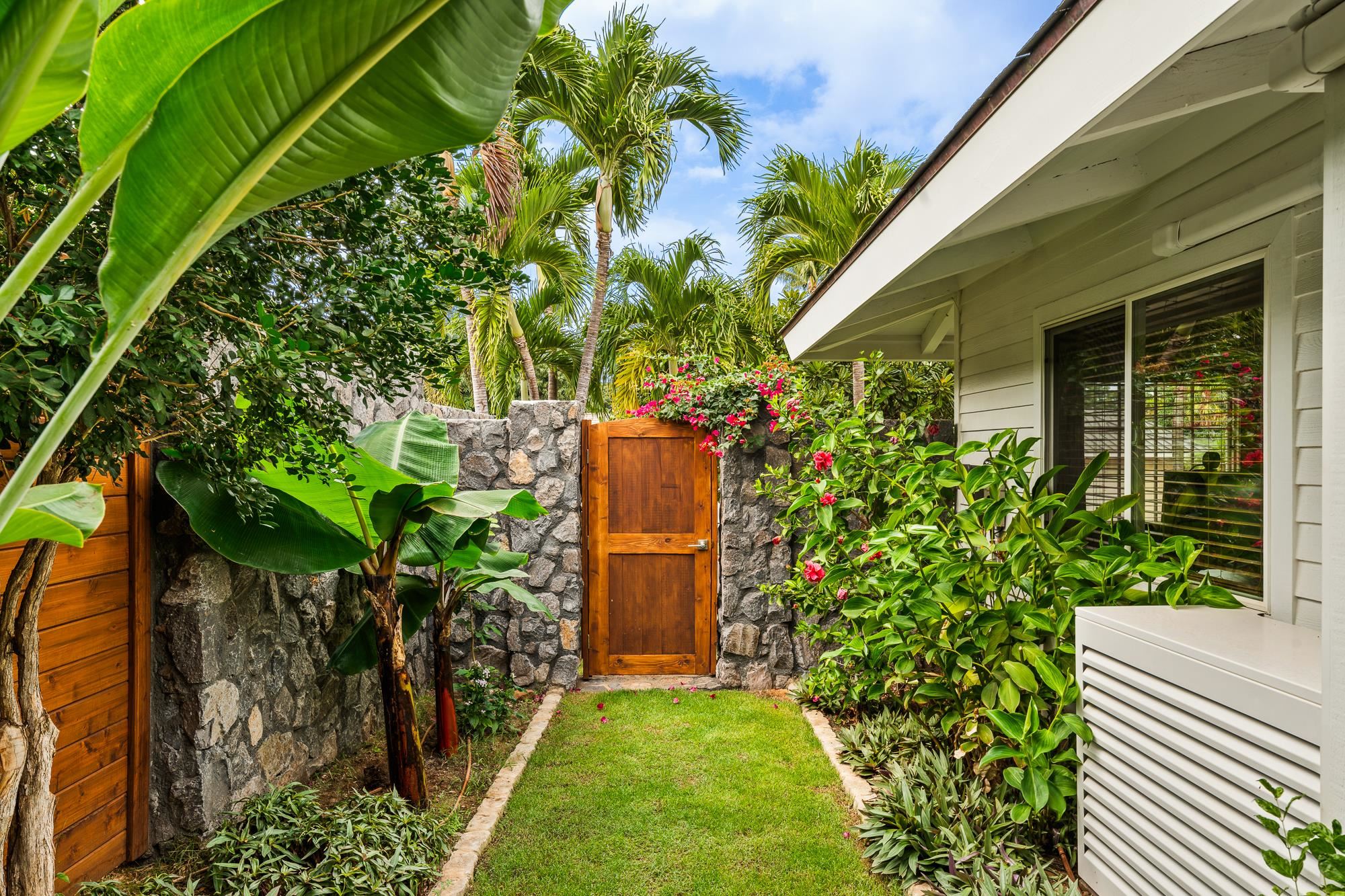 3076  Manu Hope Pl , Wailea/Makena home - photo 39 of 50