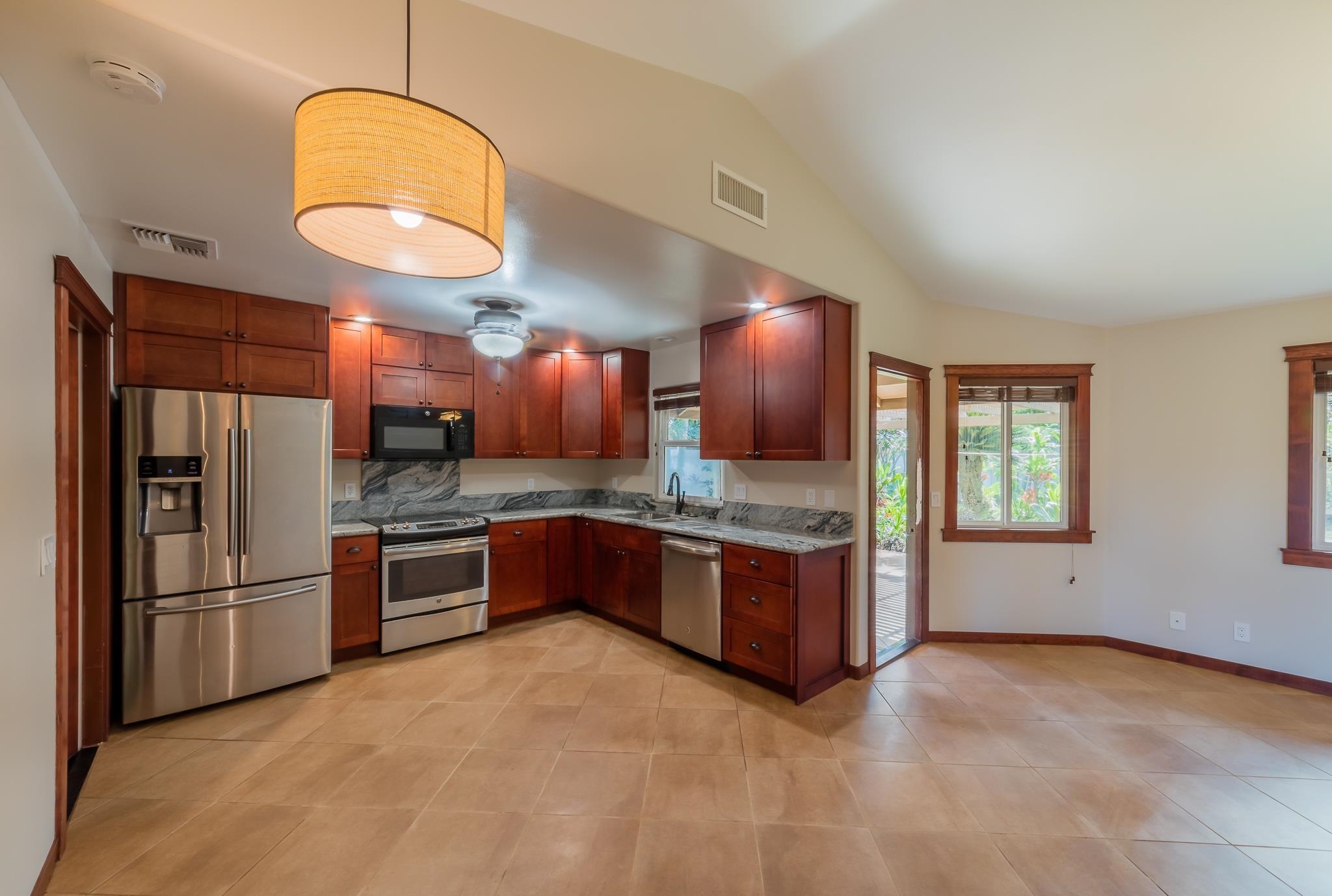 309  Wainohia St North Kihei, Kihei home - photo 12 of 31