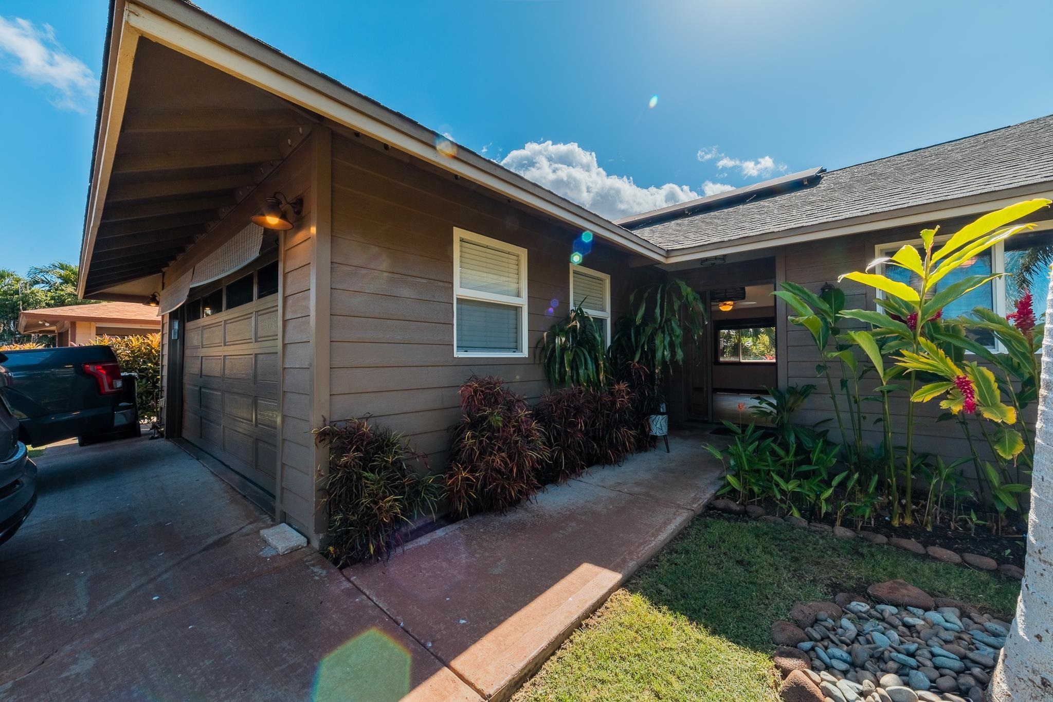 309  Wainohia St North Kihei, Kihei home - photo 4 of 31