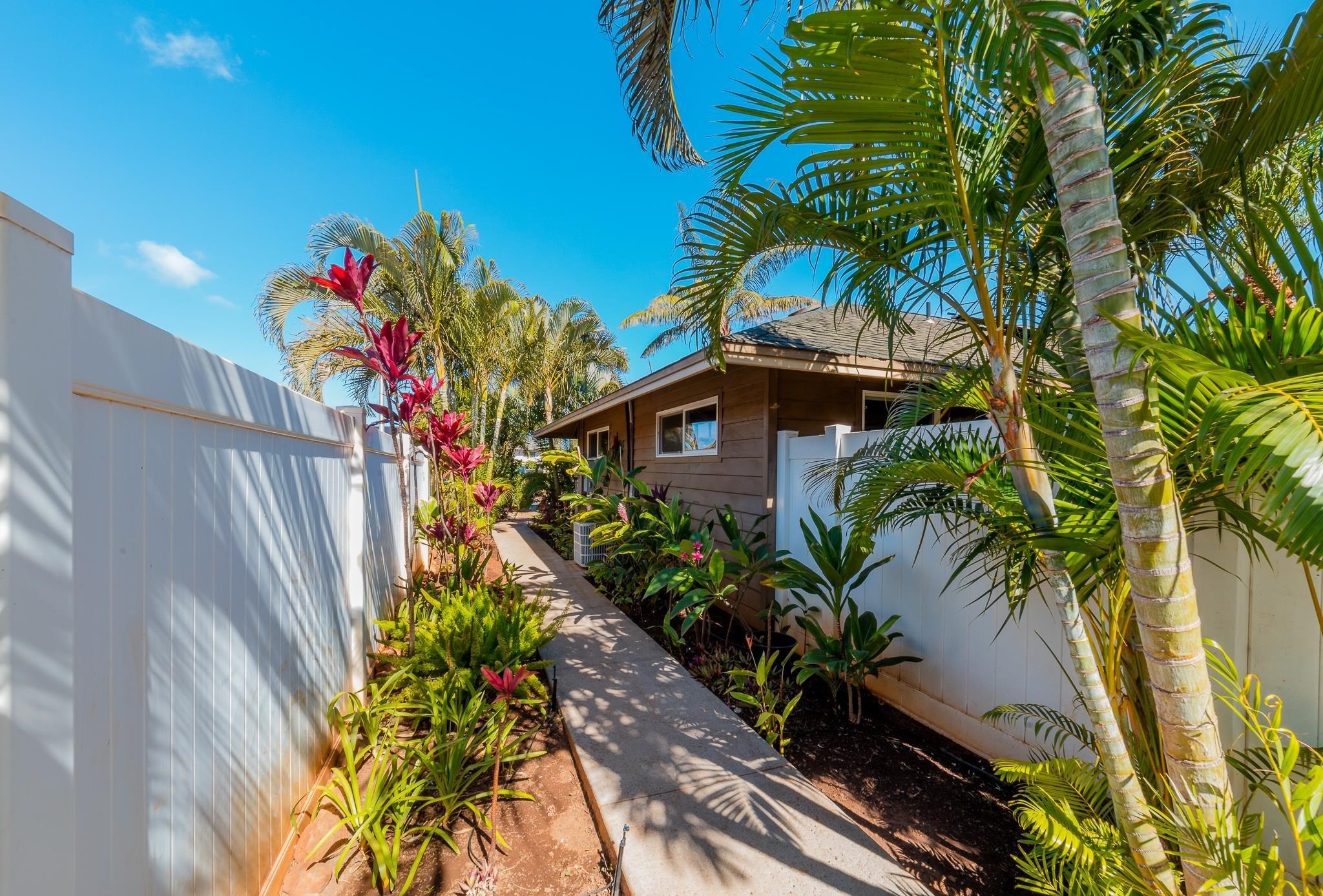 309  Wainohia St North Kihei, Kihei home - photo 5 of 31