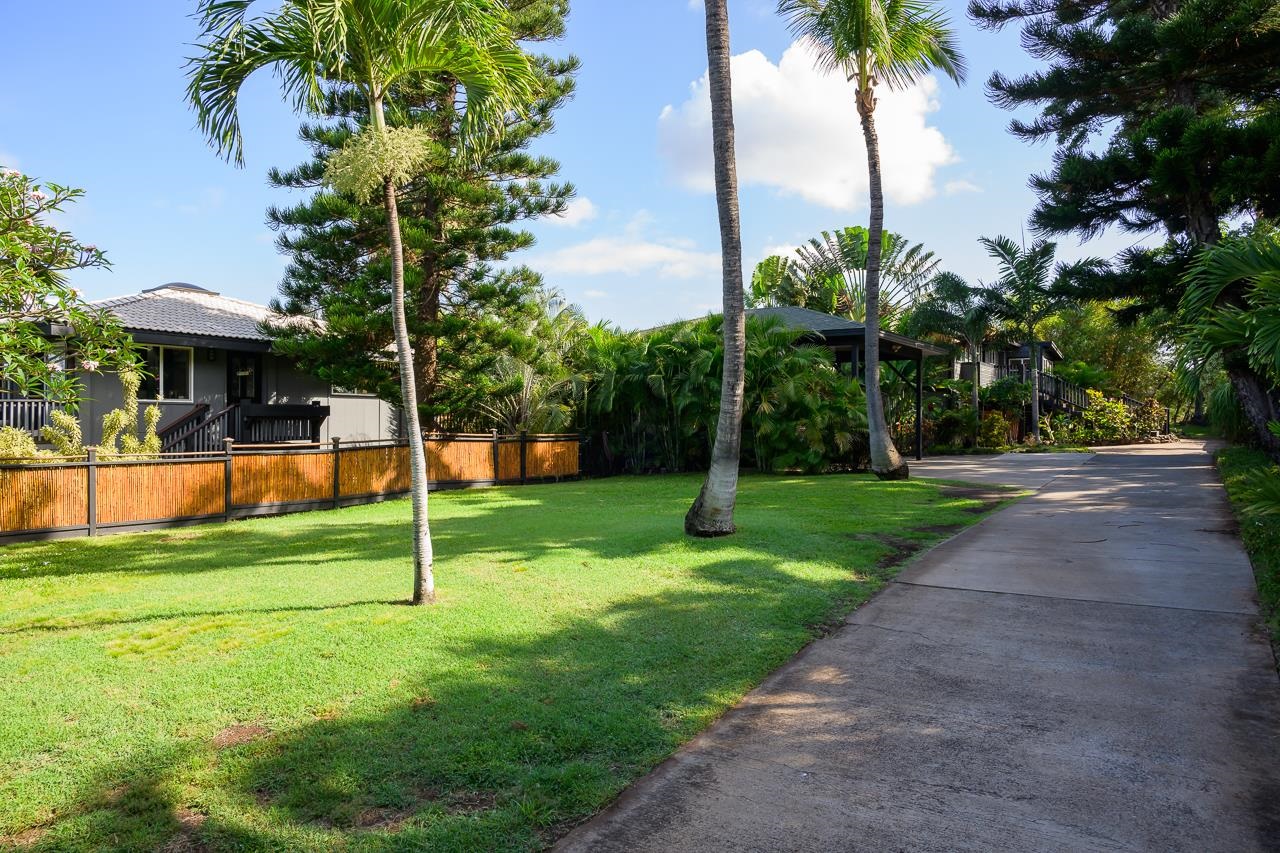 3091  Mapu Pl , Maui Meadows home - photo 2 of 50