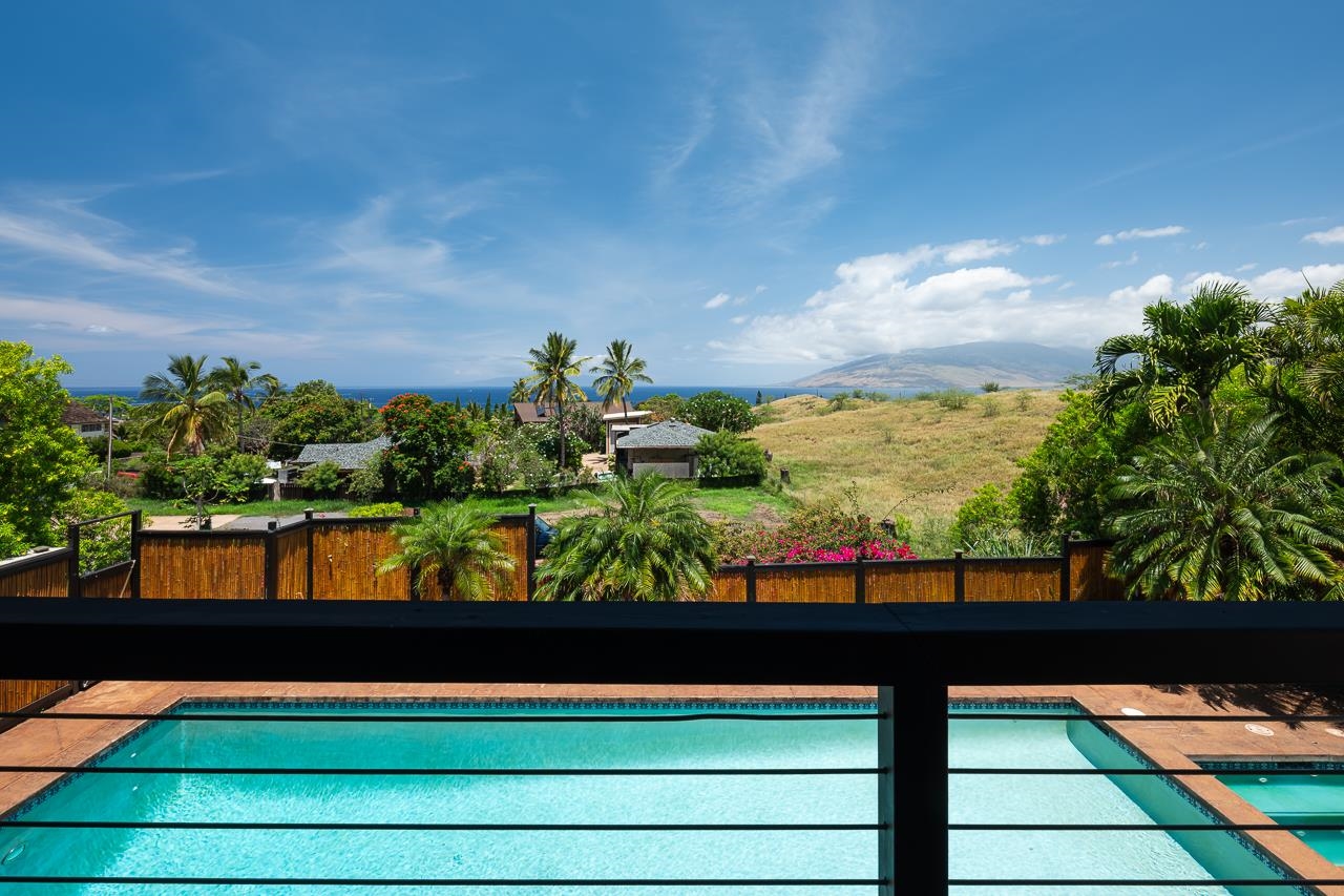 3091  Mapu Pl , Maui Meadows home - photo 11 of 50