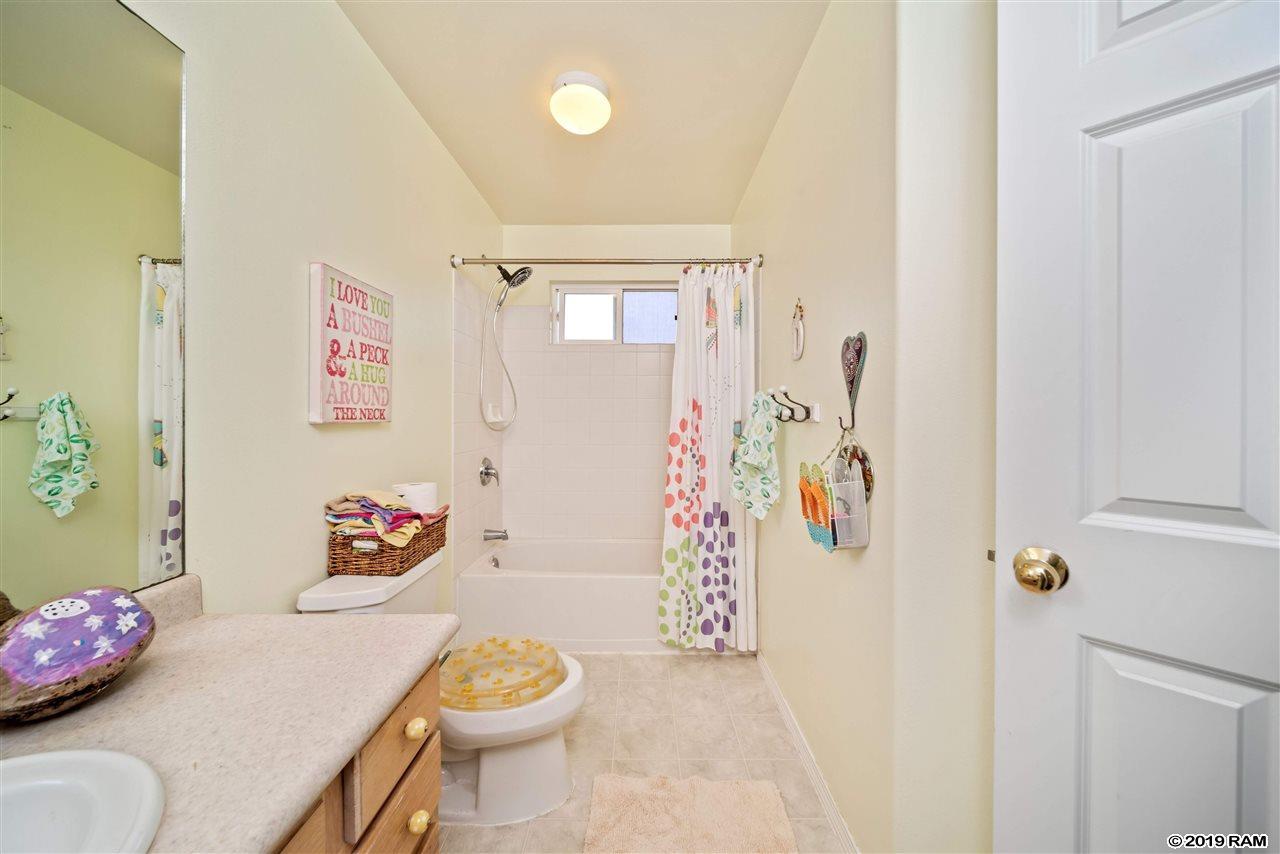 31  Hooiki Pl Kenolio Mauka, Kihei home - photo 13 of 19