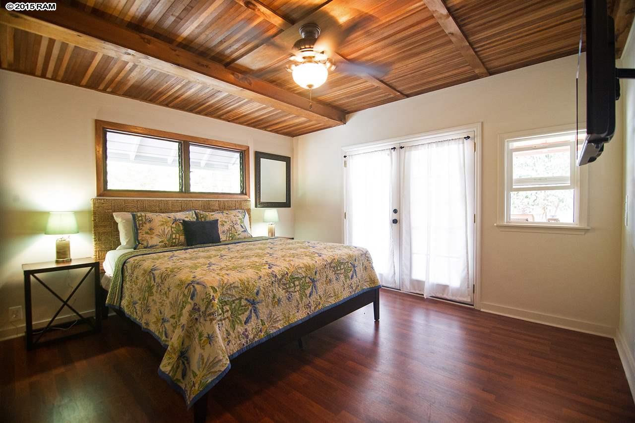 31  Kaiholo Pl Mama's Fish House, Spreckelsville/Paia/Kuau home - photo 14 of 30