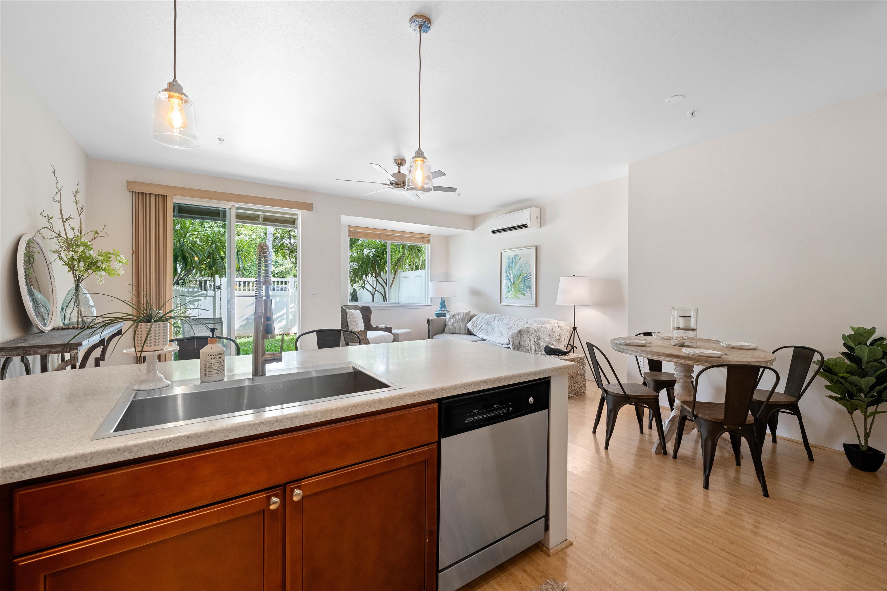 Hoonanea at Lahaina 206, 31 Kuu Aku Ln, Lahaina Lahaina condo For sale