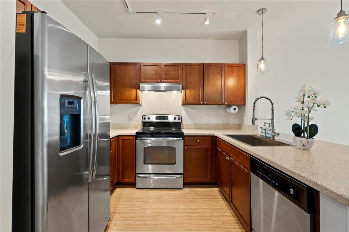 Hoonanea at Lahaina condo # 206, Lahaina, Hawaii - photo 4 of 21