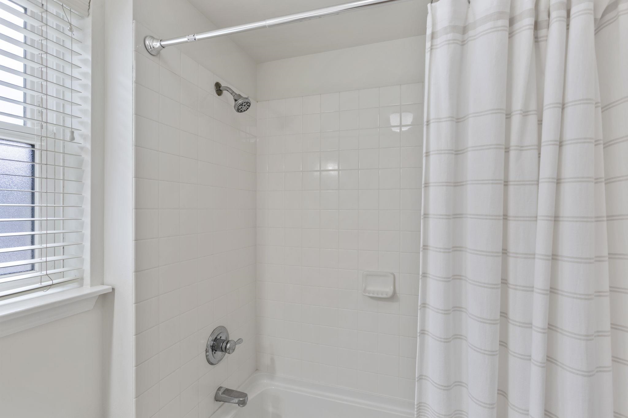 Hoonanea at Lahaina condo # 220, Lahaina, Hawaii - photo 27 of 34