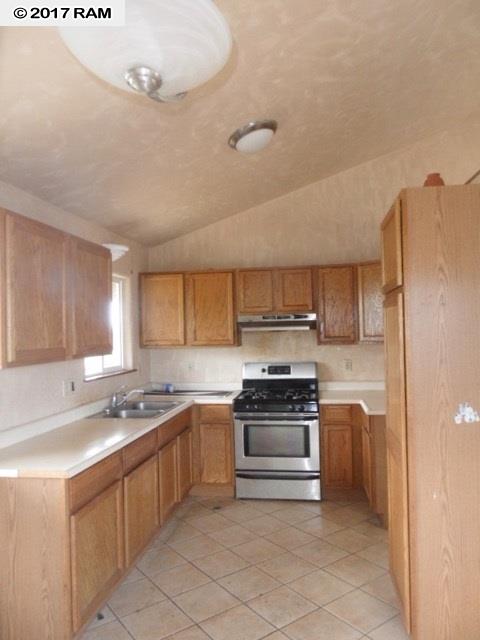 31  Kuuhale Pl , Kahului home - photo 8 of 18