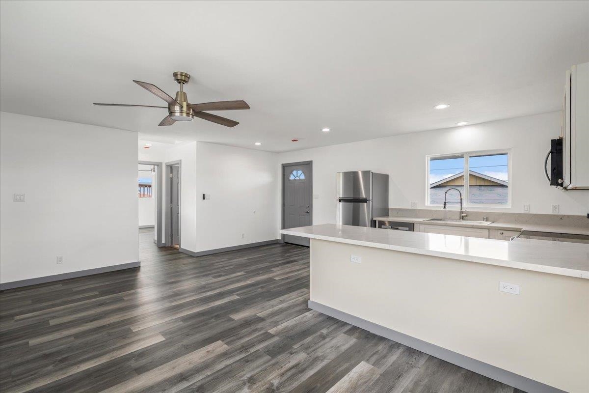 310  Front St , Lahaina home - photo 14 of 46