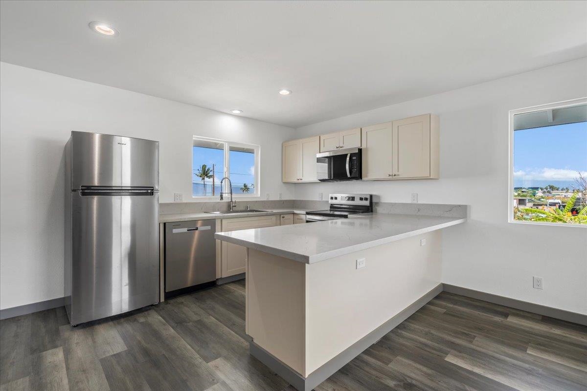 310  Front St , Lahaina home - photo 6 of 46