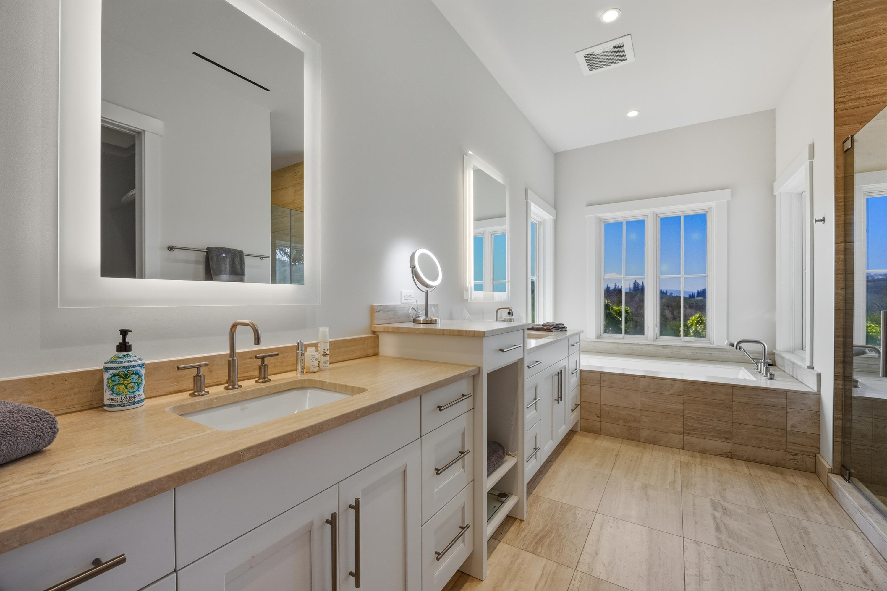 310  Mahana Ridge St Kapalua, Kapalua home - photo 34 of 50