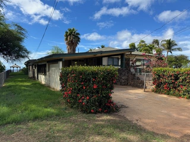 310  Seaside Pl , Molokai home - photo 2 of 7