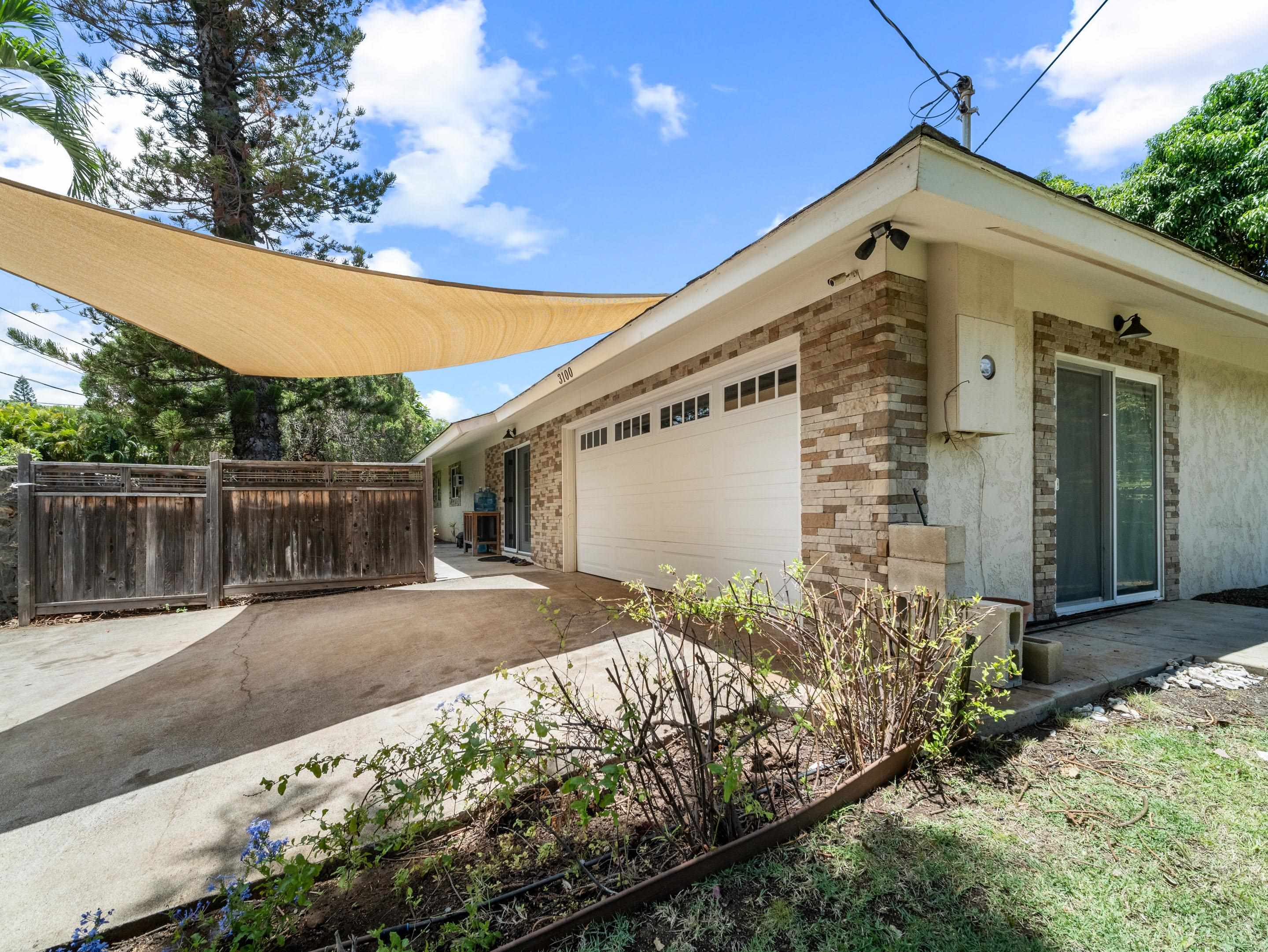 3100  Mapu Pl Maui Meadows, Maui Meadows home - photo 3 of 32