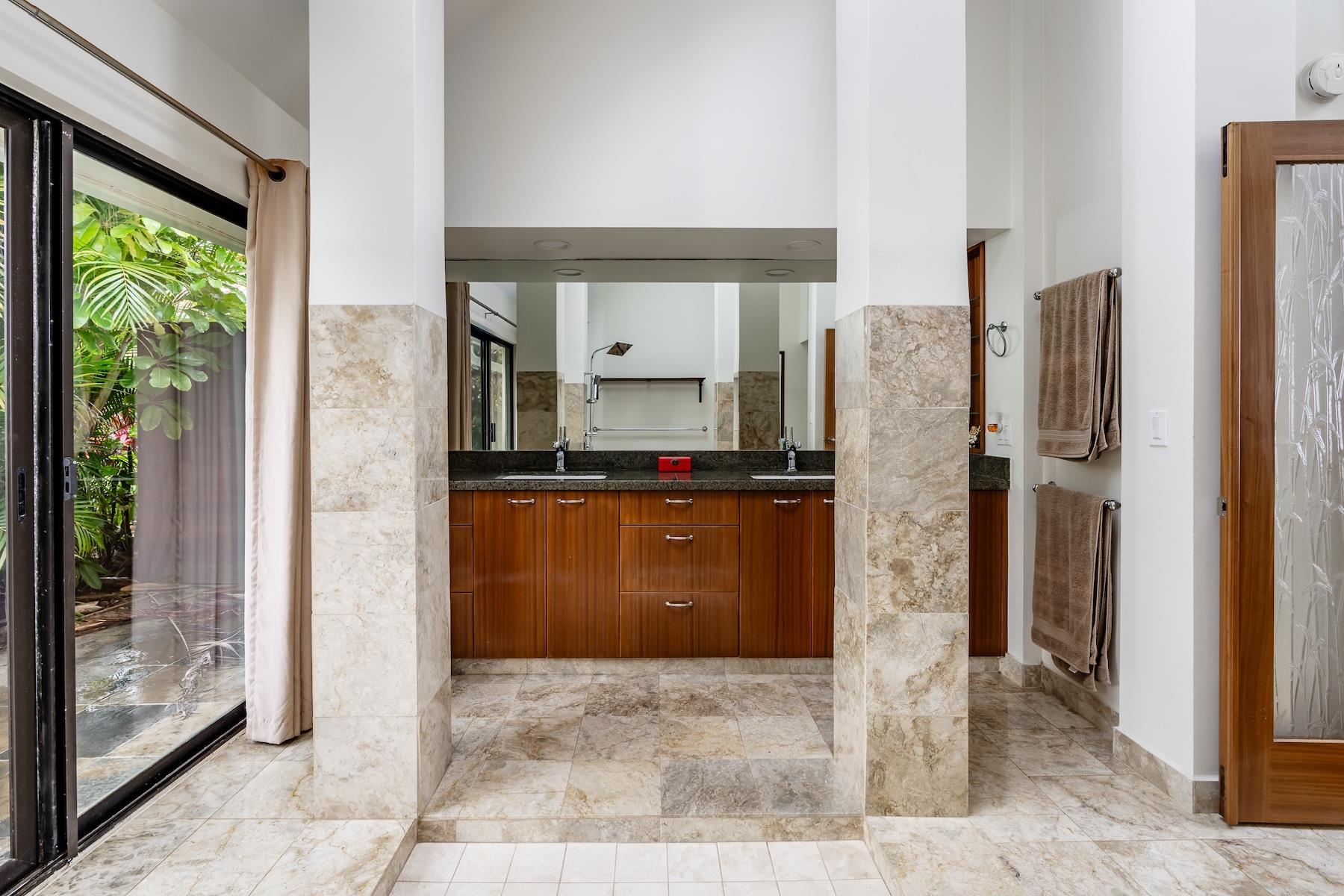 311  Door Of Faith Rd Huelo, Haiku home - photo 12 of 50