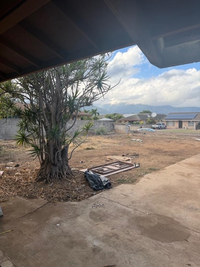 311  S Lehua St , Kahului home - photo 4 of 11