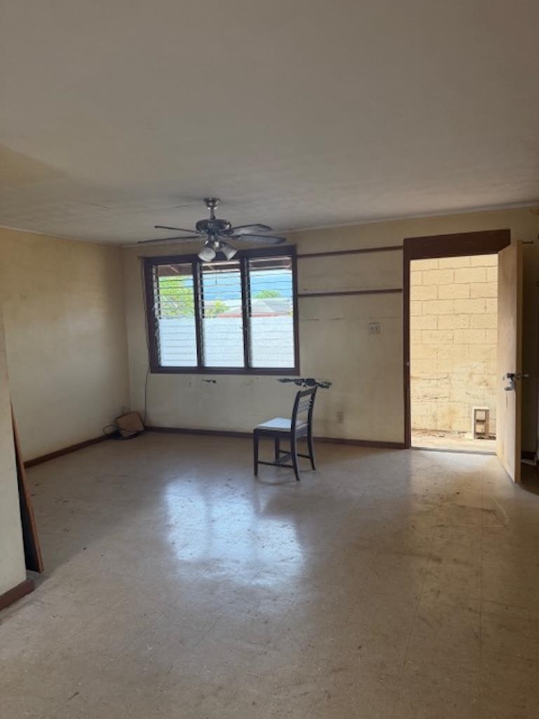 311  S Lehua St , Kahului home - photo 7 of 11