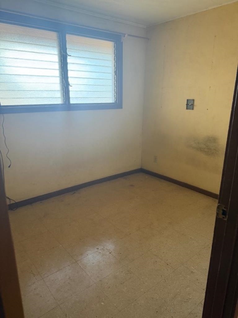 311  S Lehua St , Kahului home - photo 10 of 11