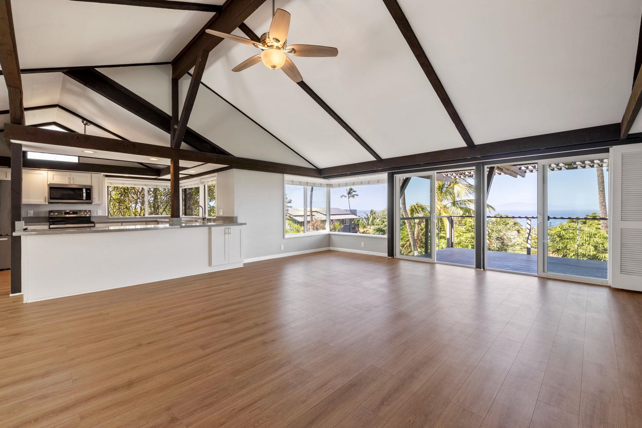 3124  Nahenahe Pl , Maui Meadows home - photo 5 of 48