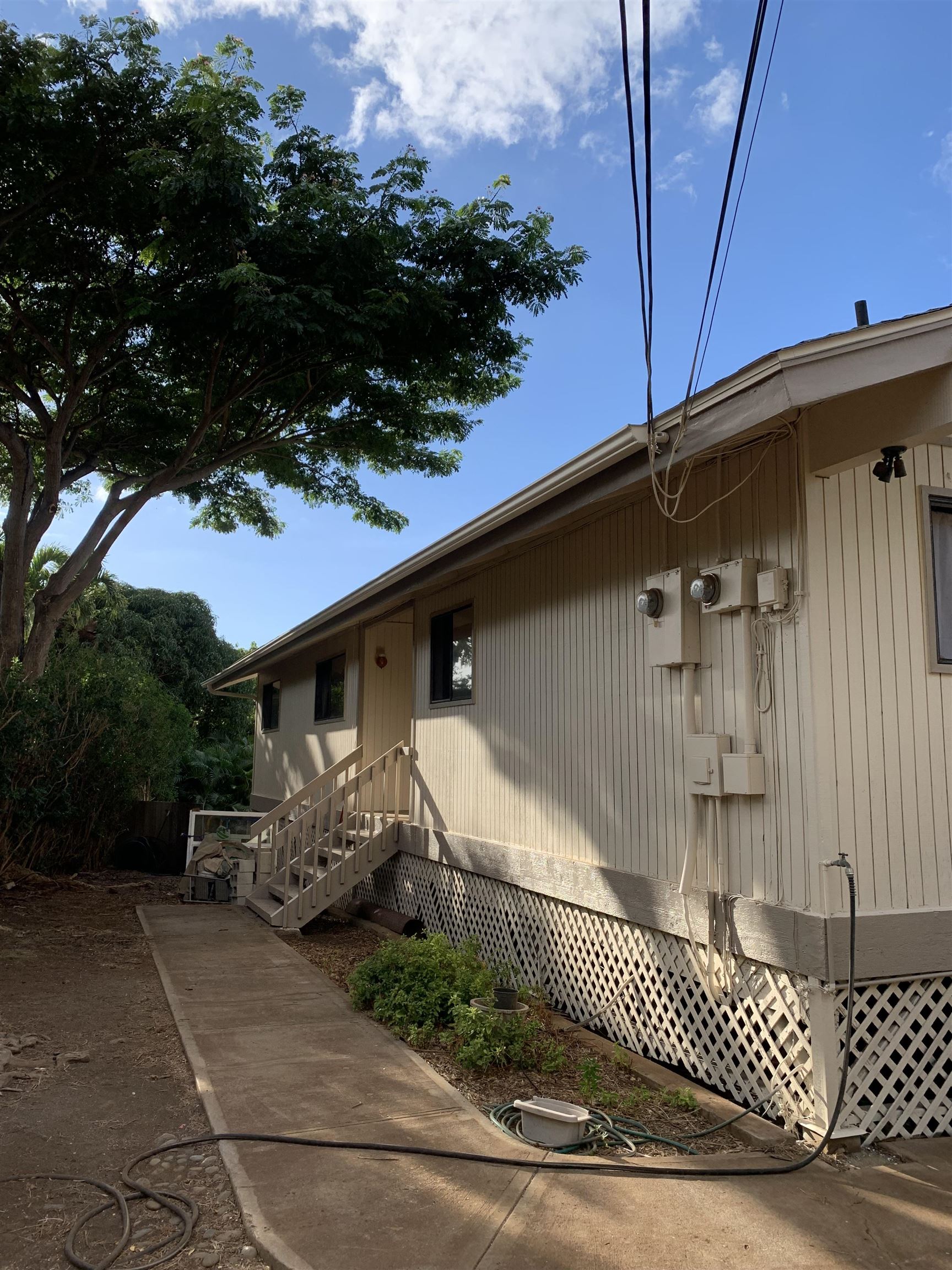 3126  Mapu Pl Wailea, Maui Meadows home - photo 2 of 4