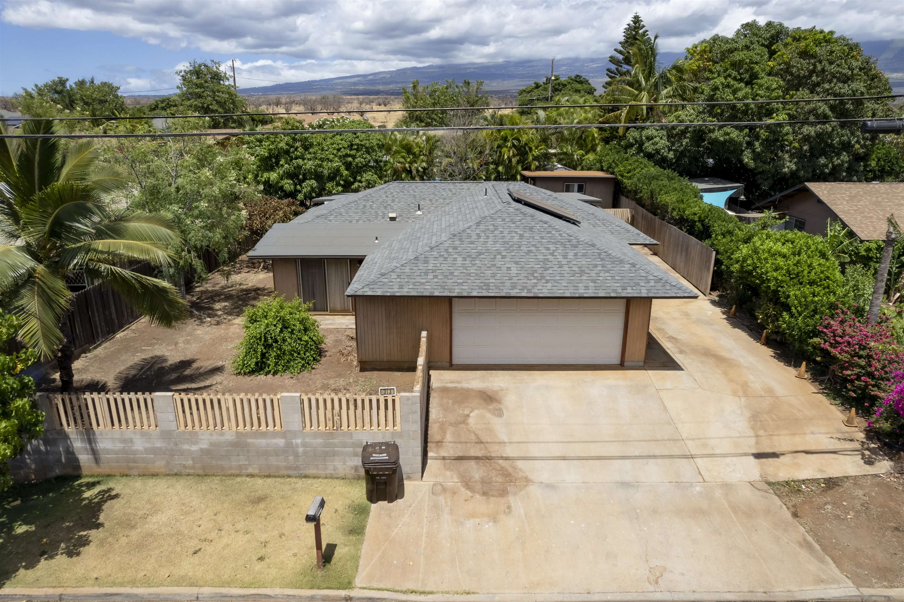 313  Hale Kai St , Kihei home - photo 3 of 21