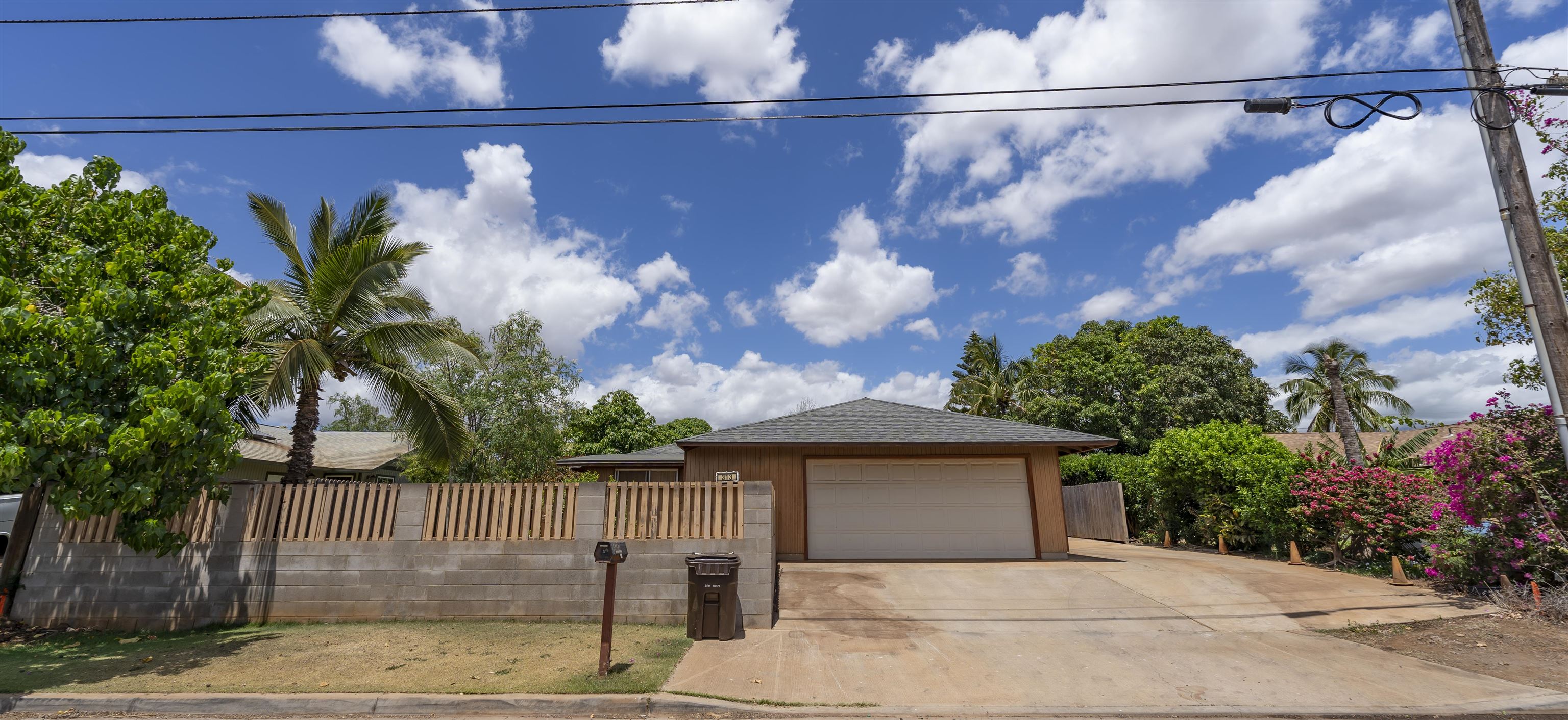 313  Hale Kai St , Kihei home - photo 4 of 21