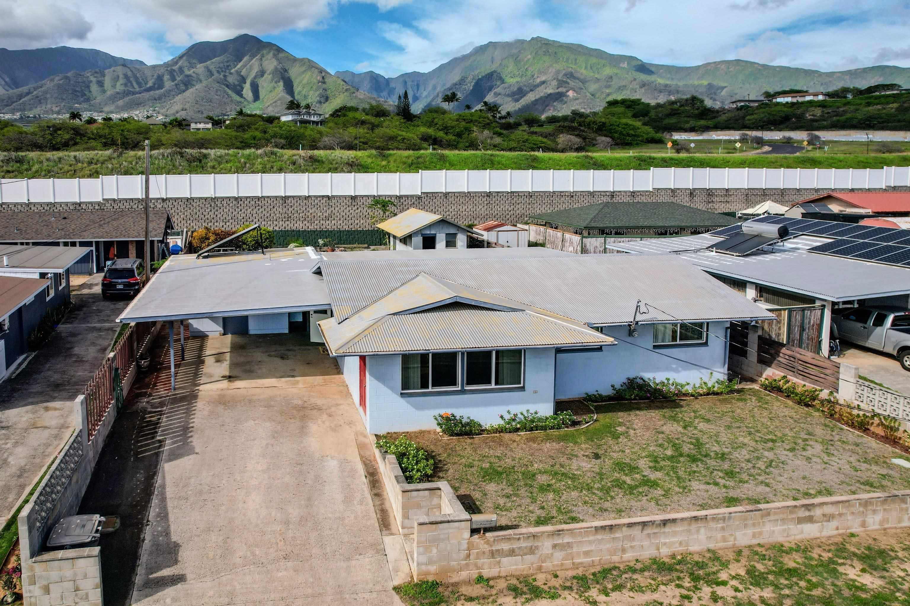 314  Palama Dr , Kahului home - photo 2 of 34