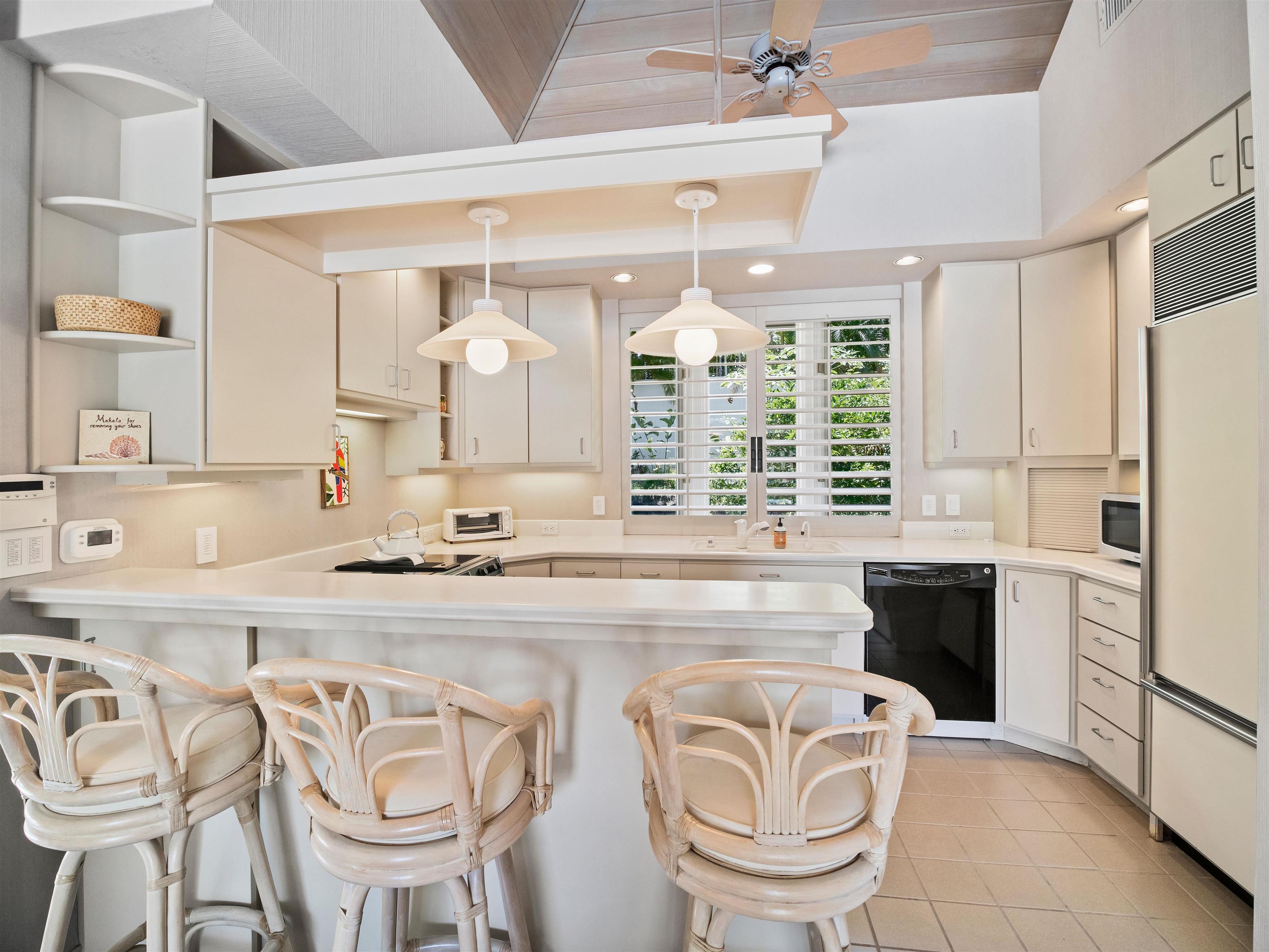 3146  S Kihei Rd Wailea, Kihei home - photo 43 of 45