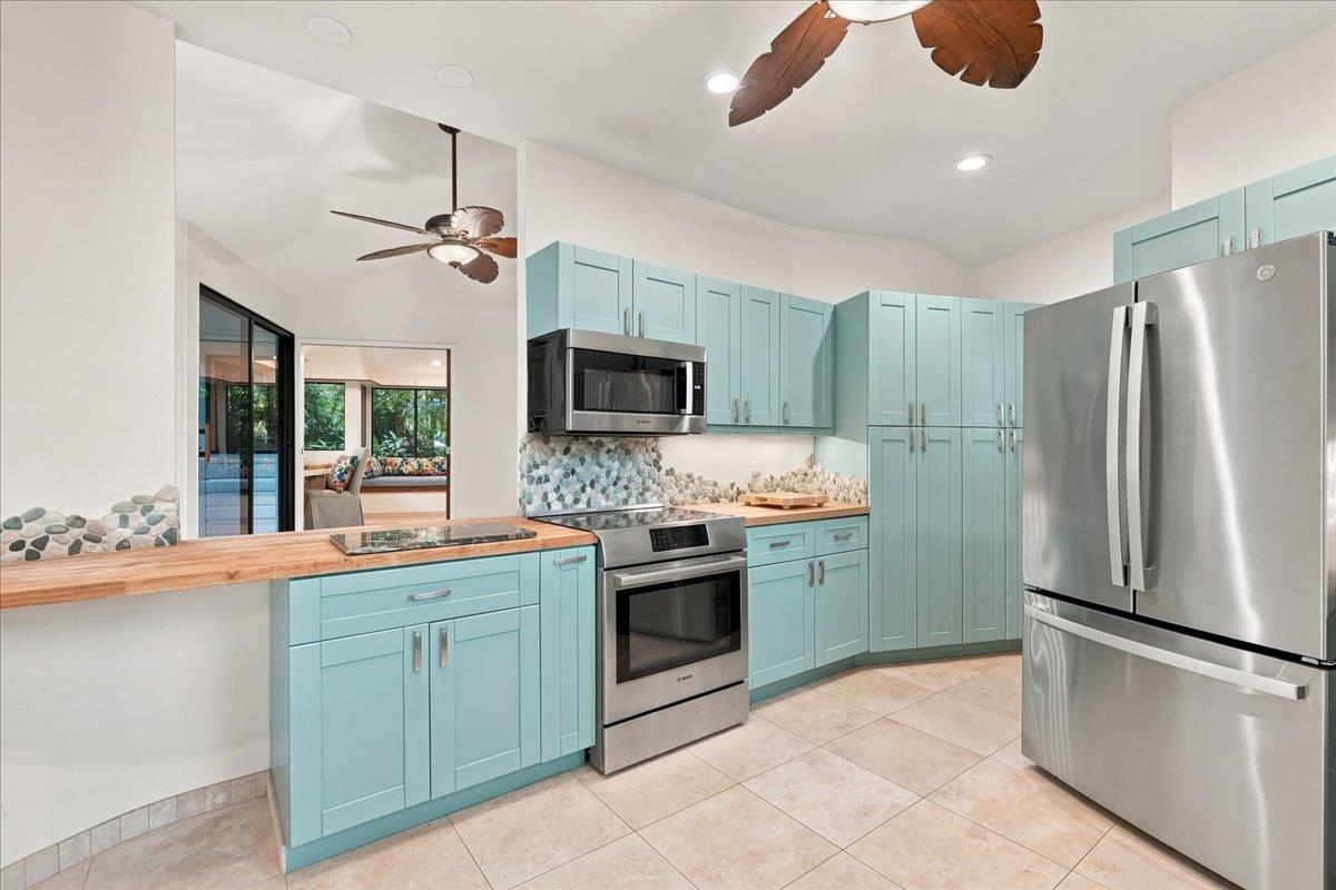 3150  Waiea Pl Wailea Kai, Wailea/Makena home - photo 16 of 50