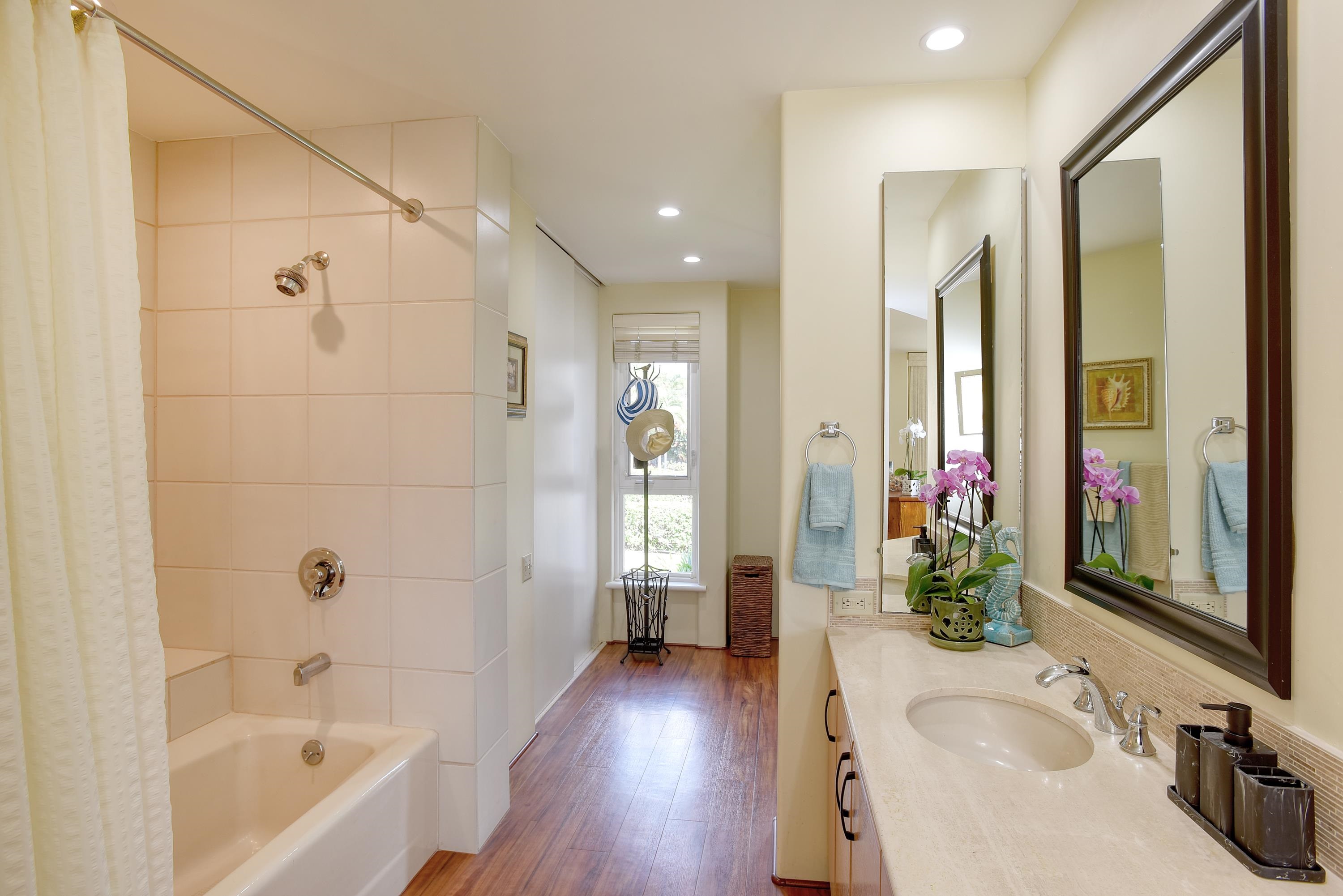 Wailea Palms condo # 2404, Kihei, Hawaii - photo 27 of 39