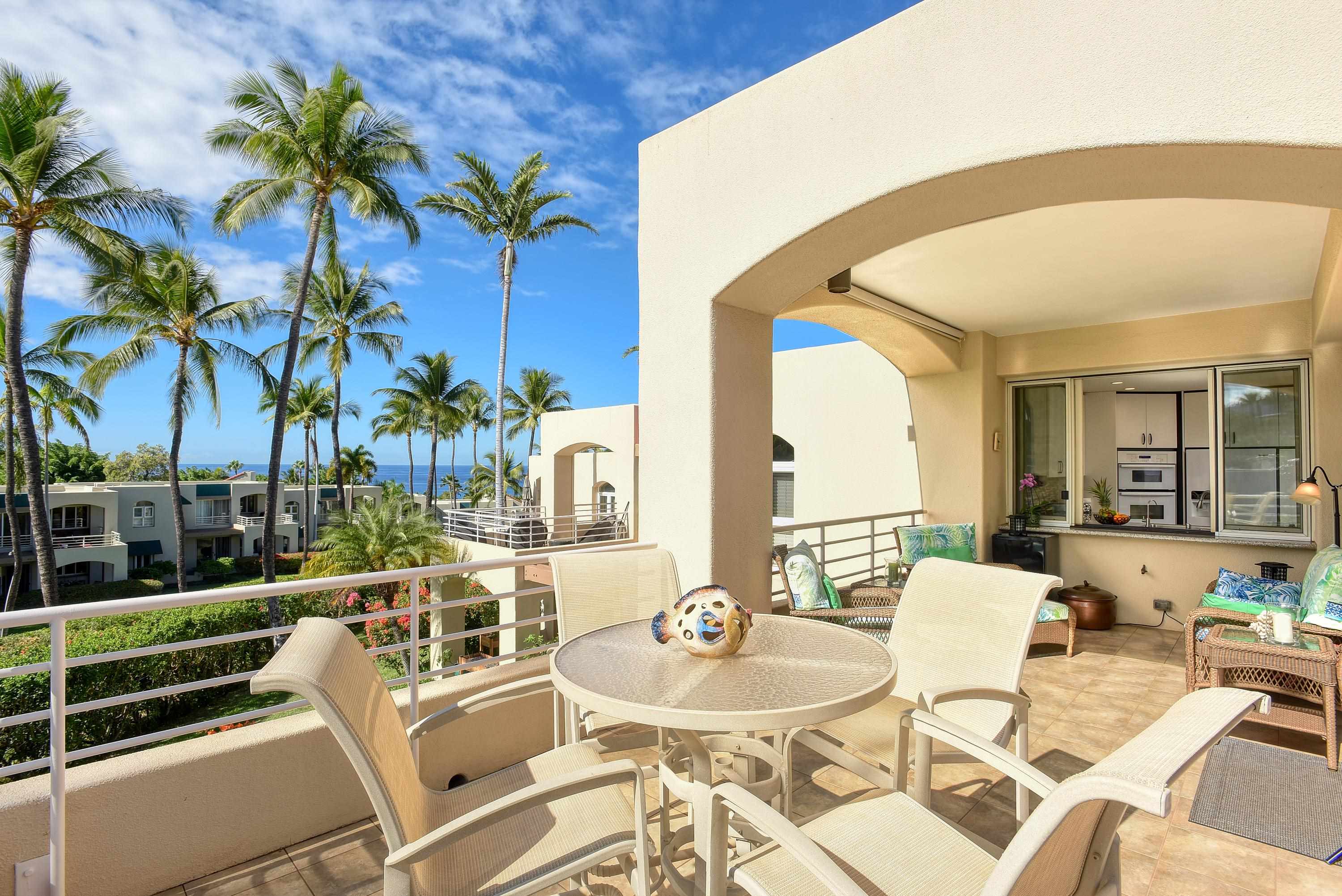 Wailea Palms condo # 2404, Kihei, Hawaii - photo 7 of 39