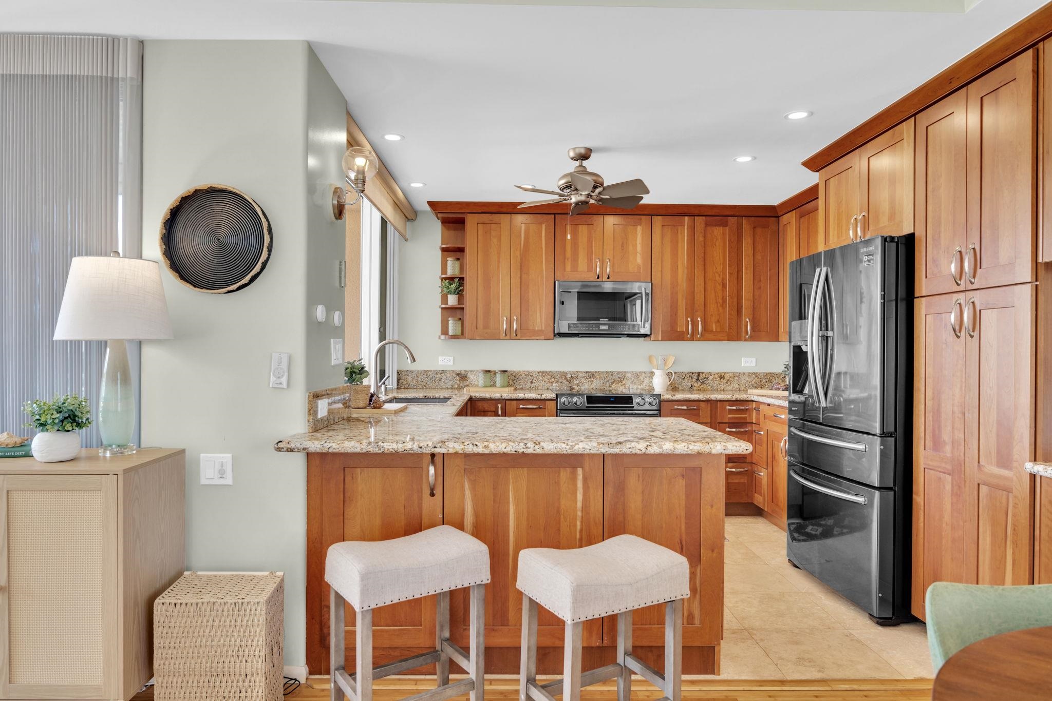 Wailea Palms condo # 2504, Kihei, Hawaii - photo 13 of 47