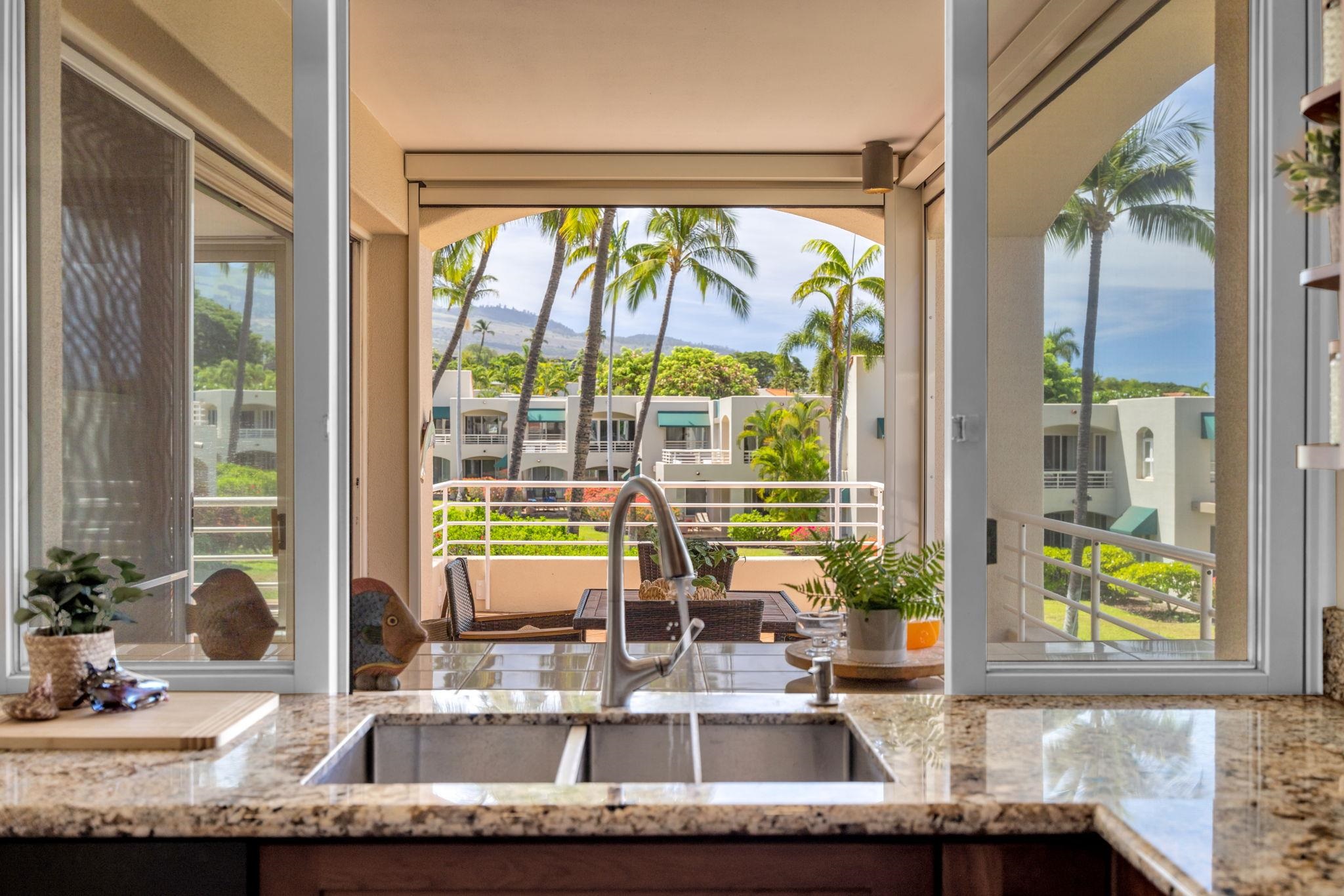 Wailea Palms condo # 2504, Kihei, Hawaii - photo 18 of 47