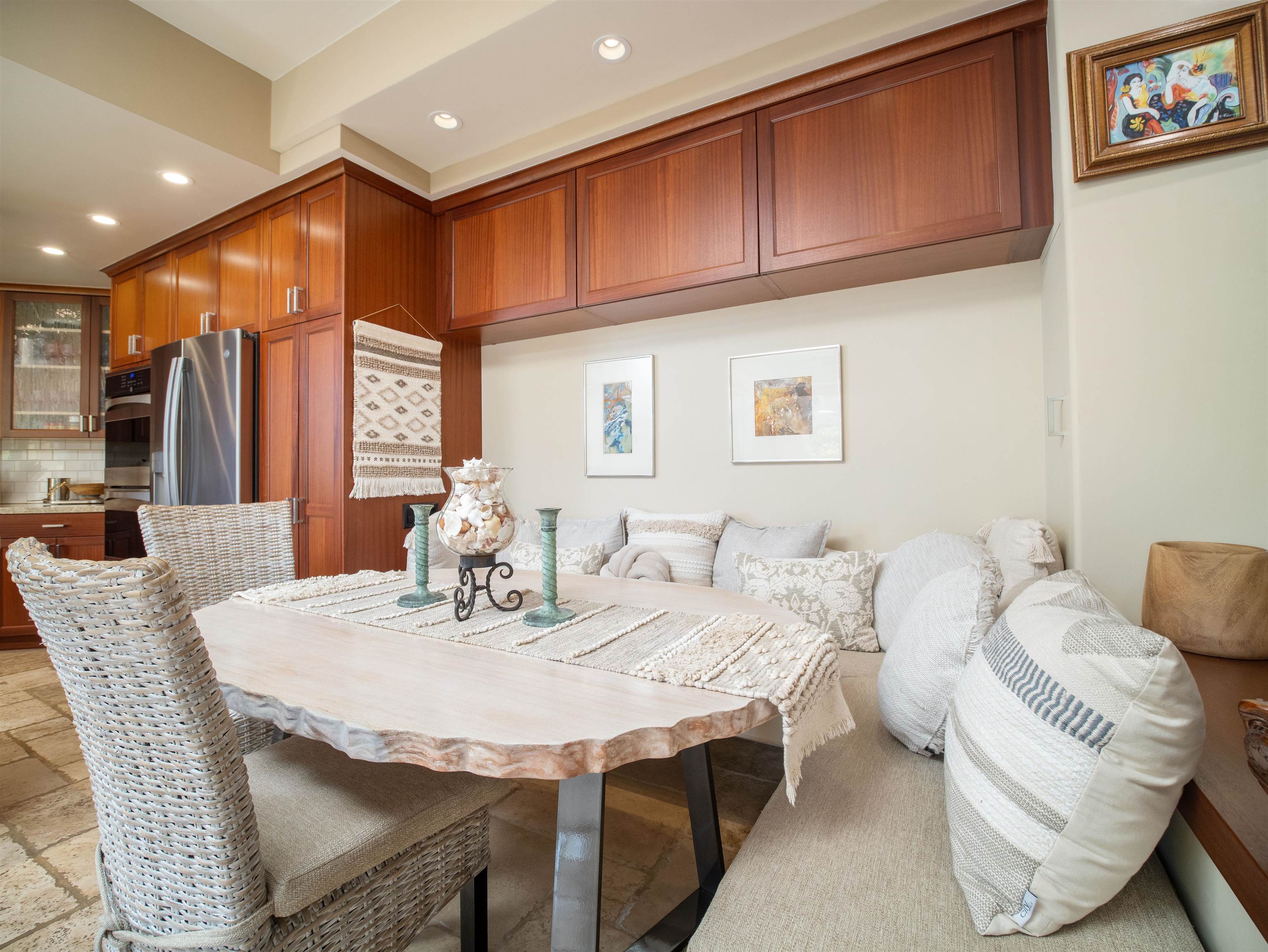 Wailea Palms condo # 2703, Kihei, Hawaii - photo 3 of 37