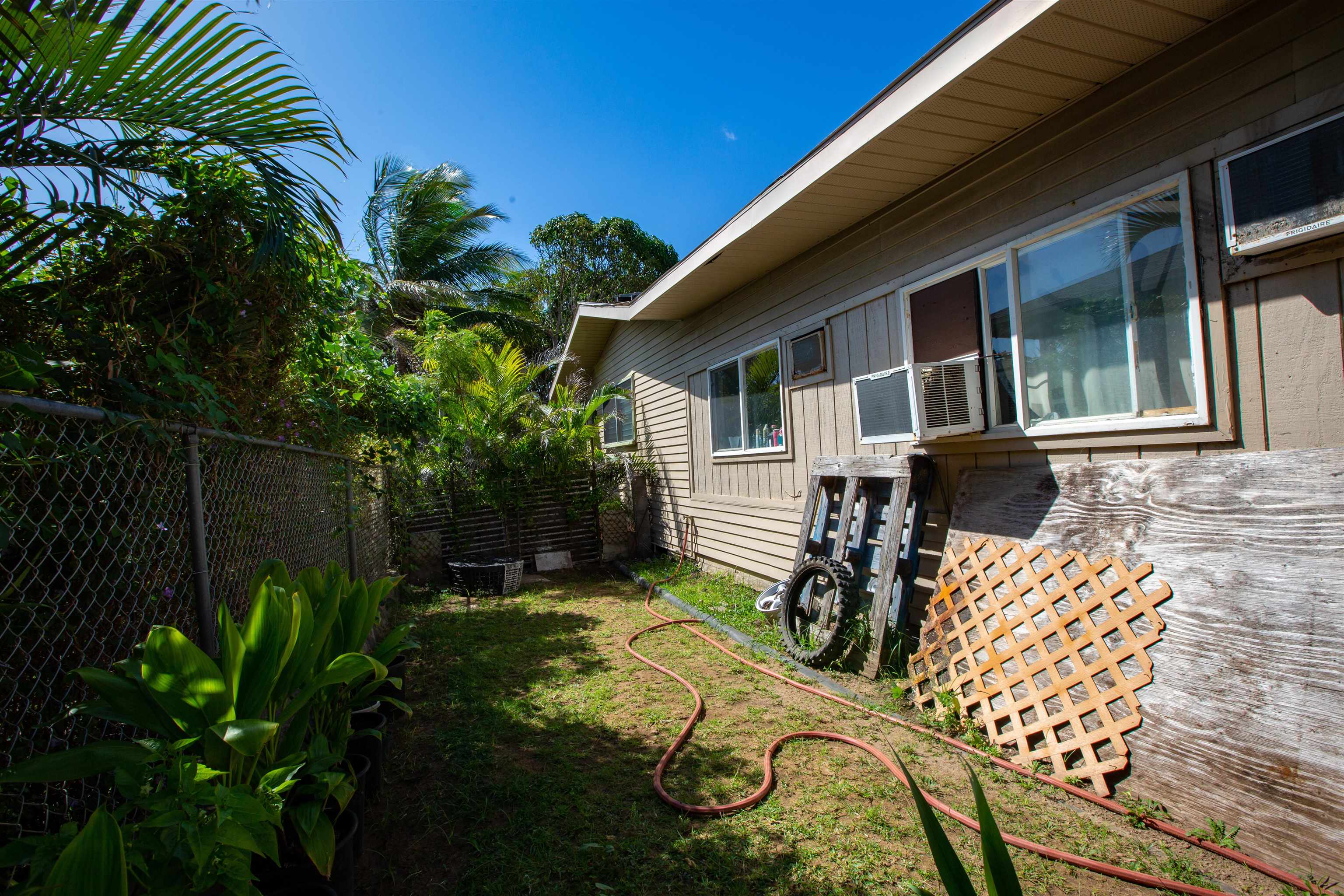 319  Leleihoku St , Wailuku home - photo 30 of 30