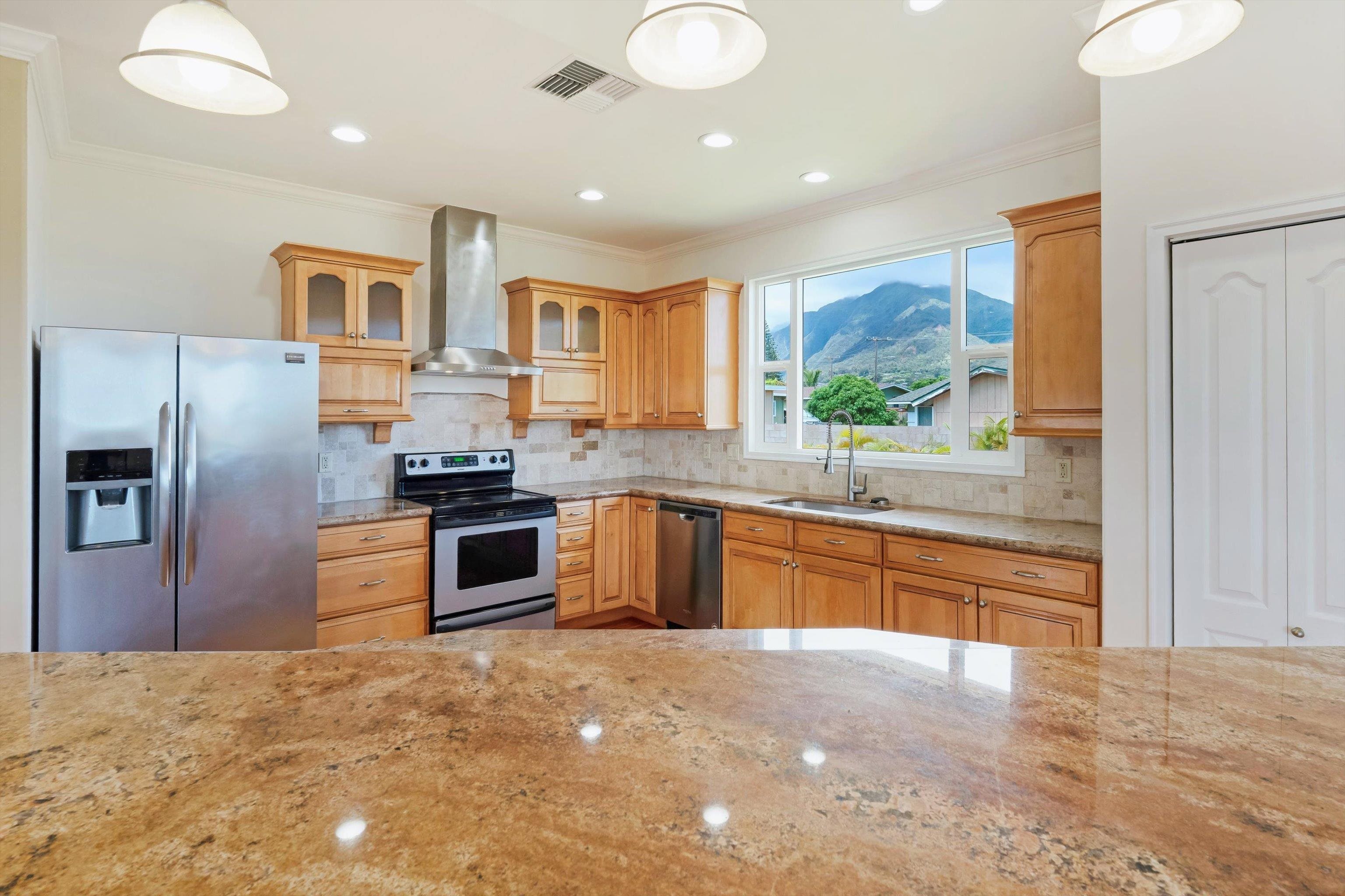 32  Kapueone Pl Maui Lani, Wailuku home - photo 11 of 50