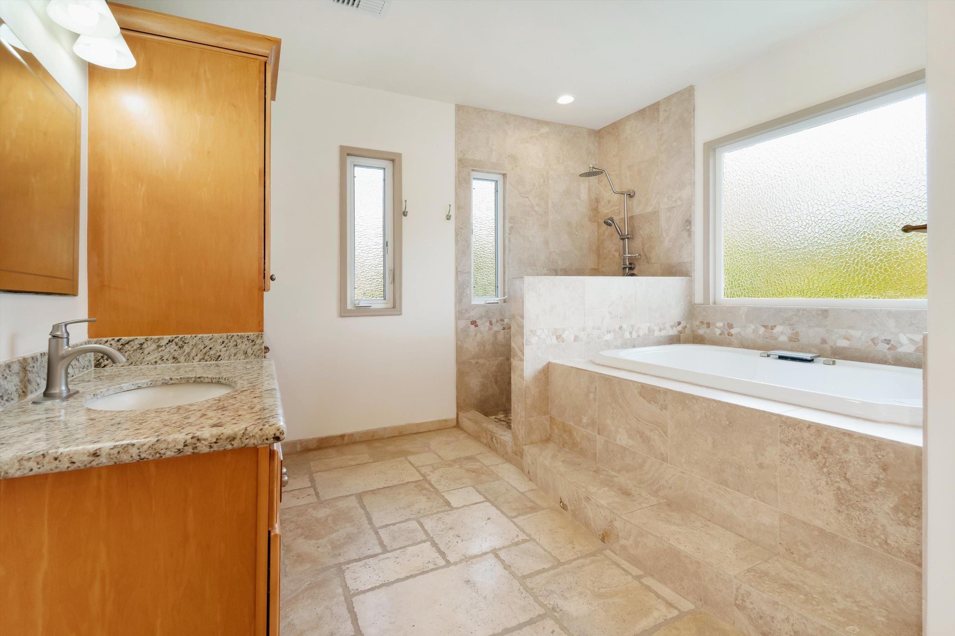 32  Kapueone Pl Maui Lani, Wailuku home - photo 26 of 50