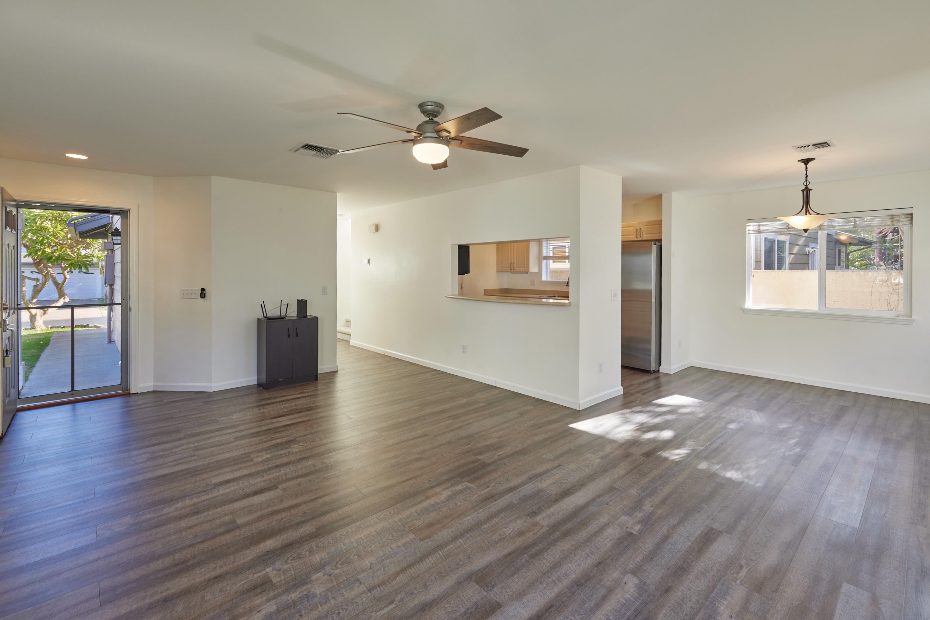 32  E Makahehi Pl Maui Lani, Kahului home - photo 2 of 38