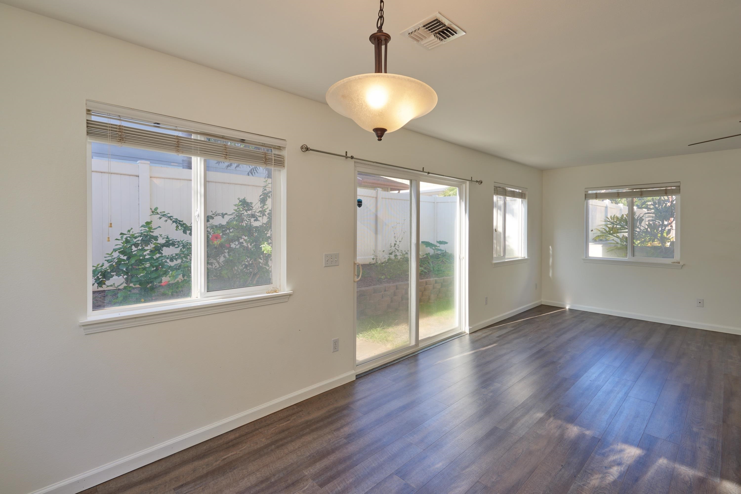 32  E Makahehi Pl Maui Lani, Kahului home - photo 5 of 38