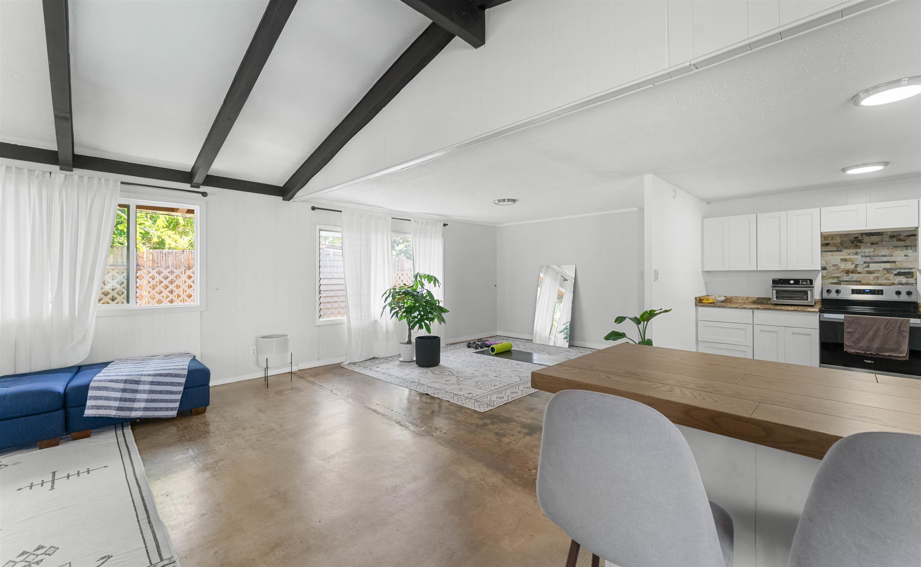 32  Ulumau Pl , Spreckelsville/Paia/Kuau home - photo 4 of 16