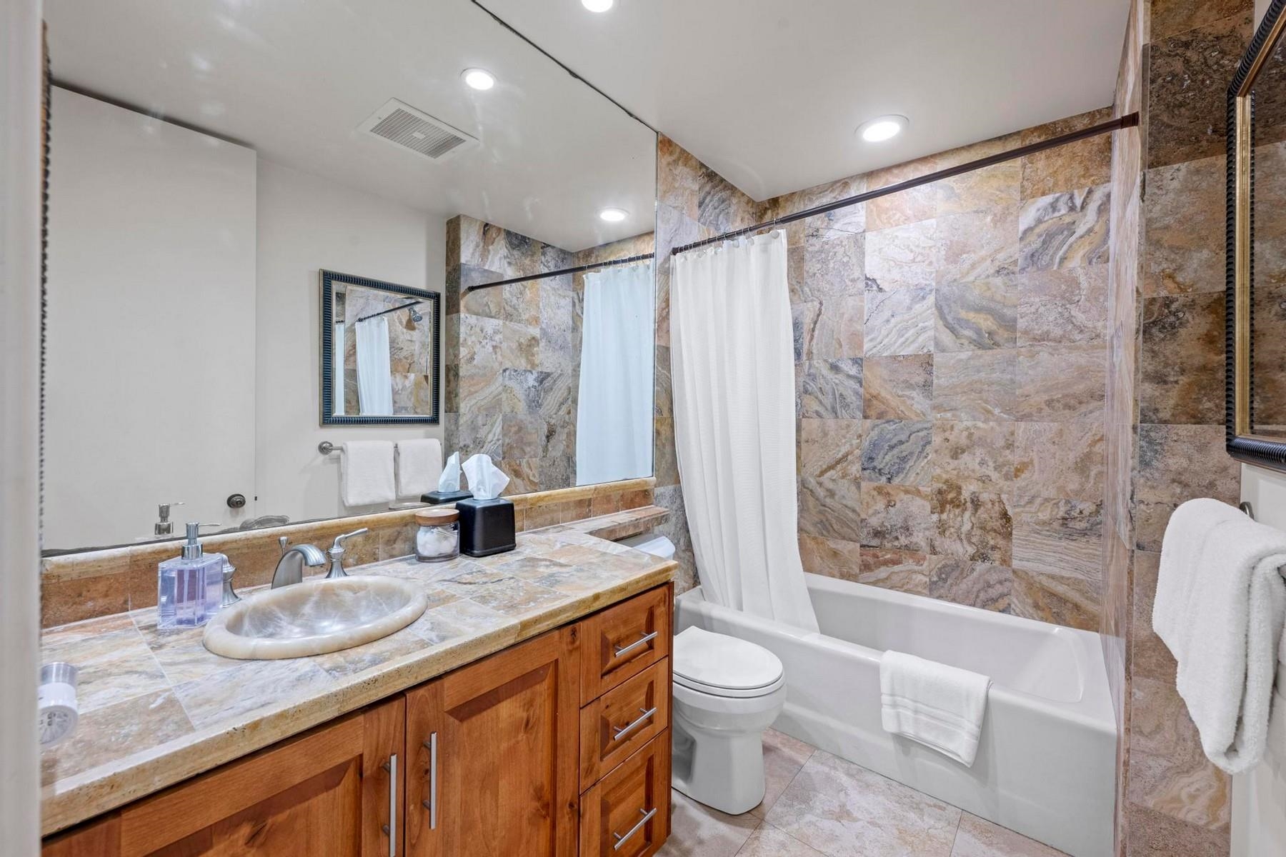 Palms at Wailea I condo # 1001, Kihei, Hawaii - photo 18 of 45