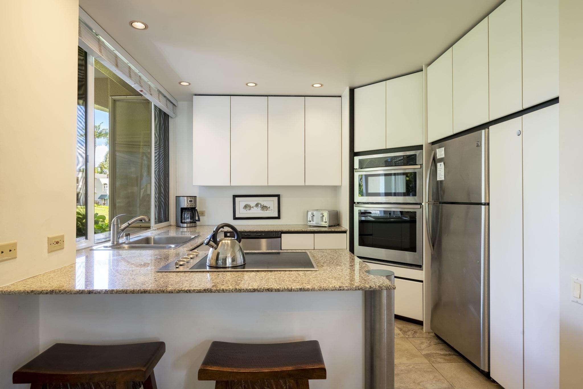 Palms at Wailea I condo # 1209, Kihei, Hawaii - photo 4 of 30