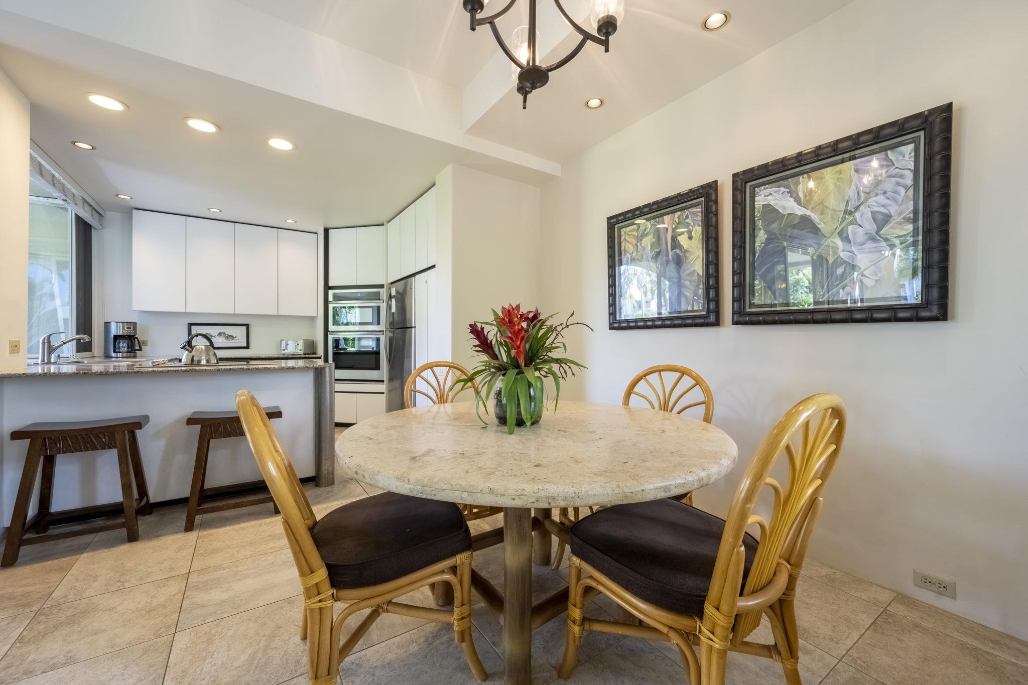 Palms at Wailea I condo # 1209, Kihei, Hawaii - photo 8 of 30