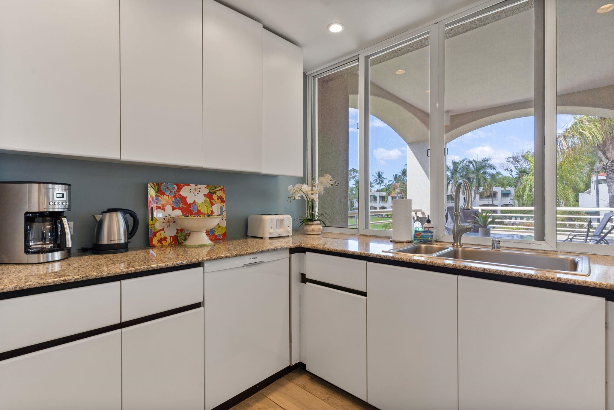 Palms at Wailea I condo # 1502, Kihei, Hawaii - photo 11 of 30